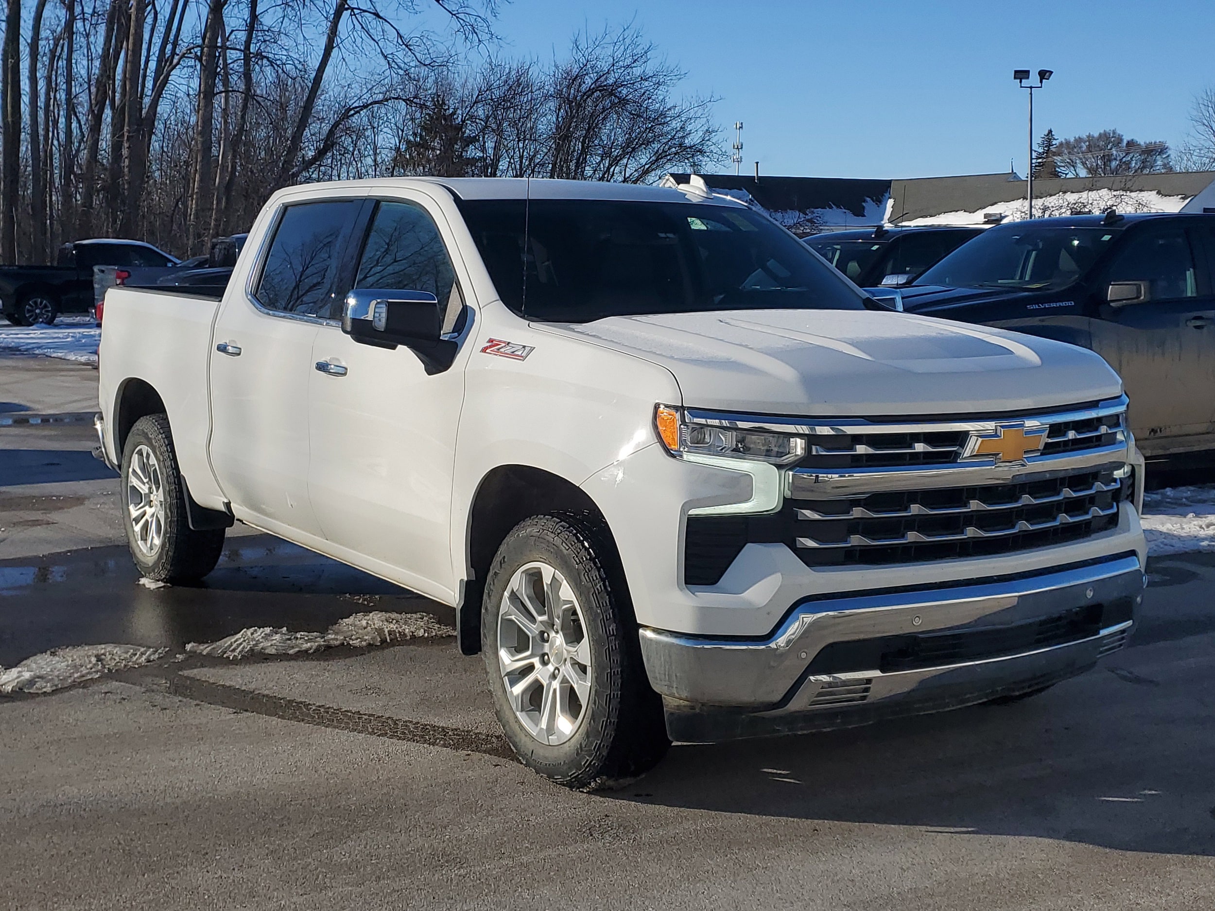 2024 Chevrolet Silverado 1500 LTZ's photo