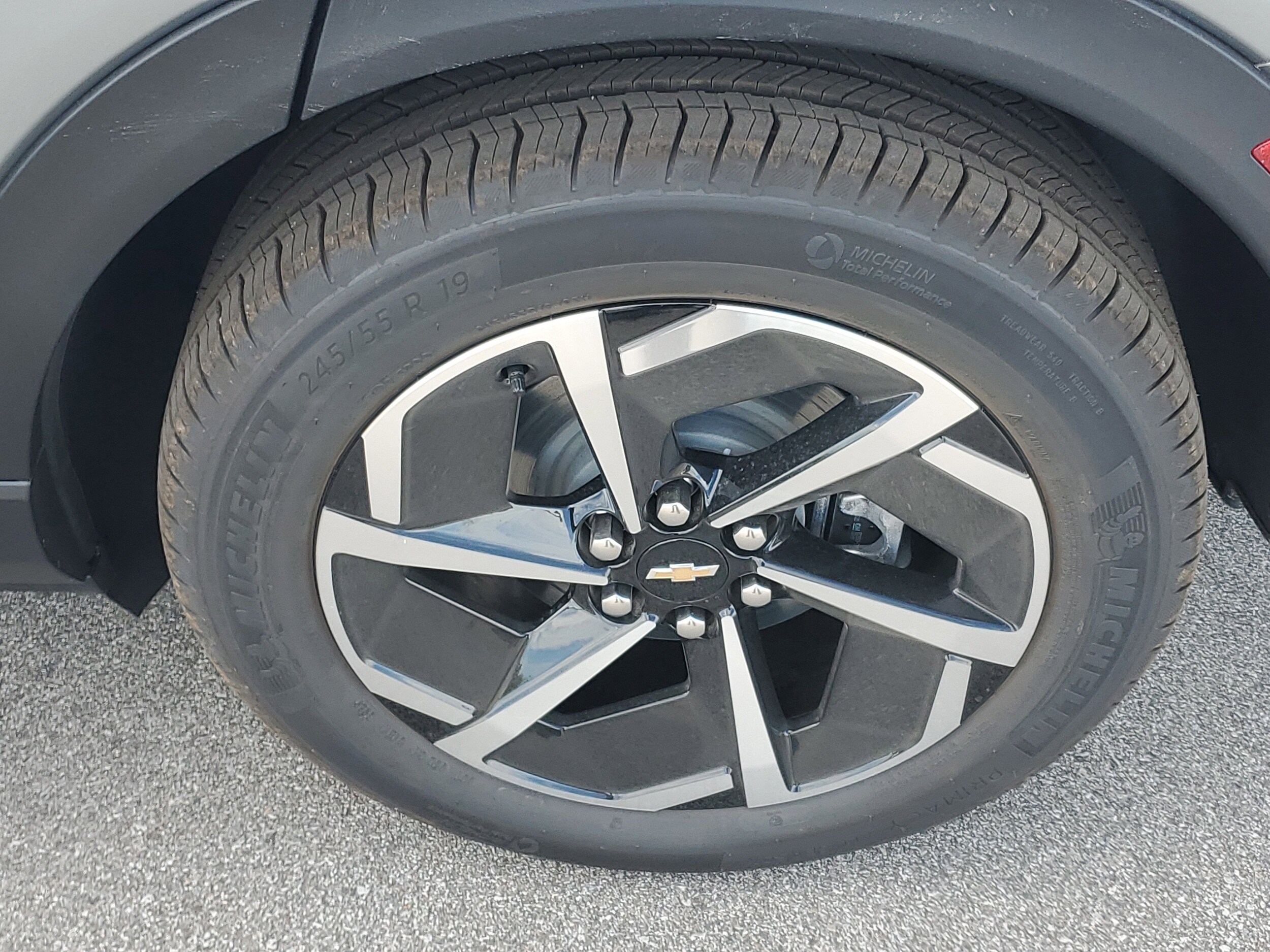 2026 Chevrolet Equinox EV 2LT - Photo 29
