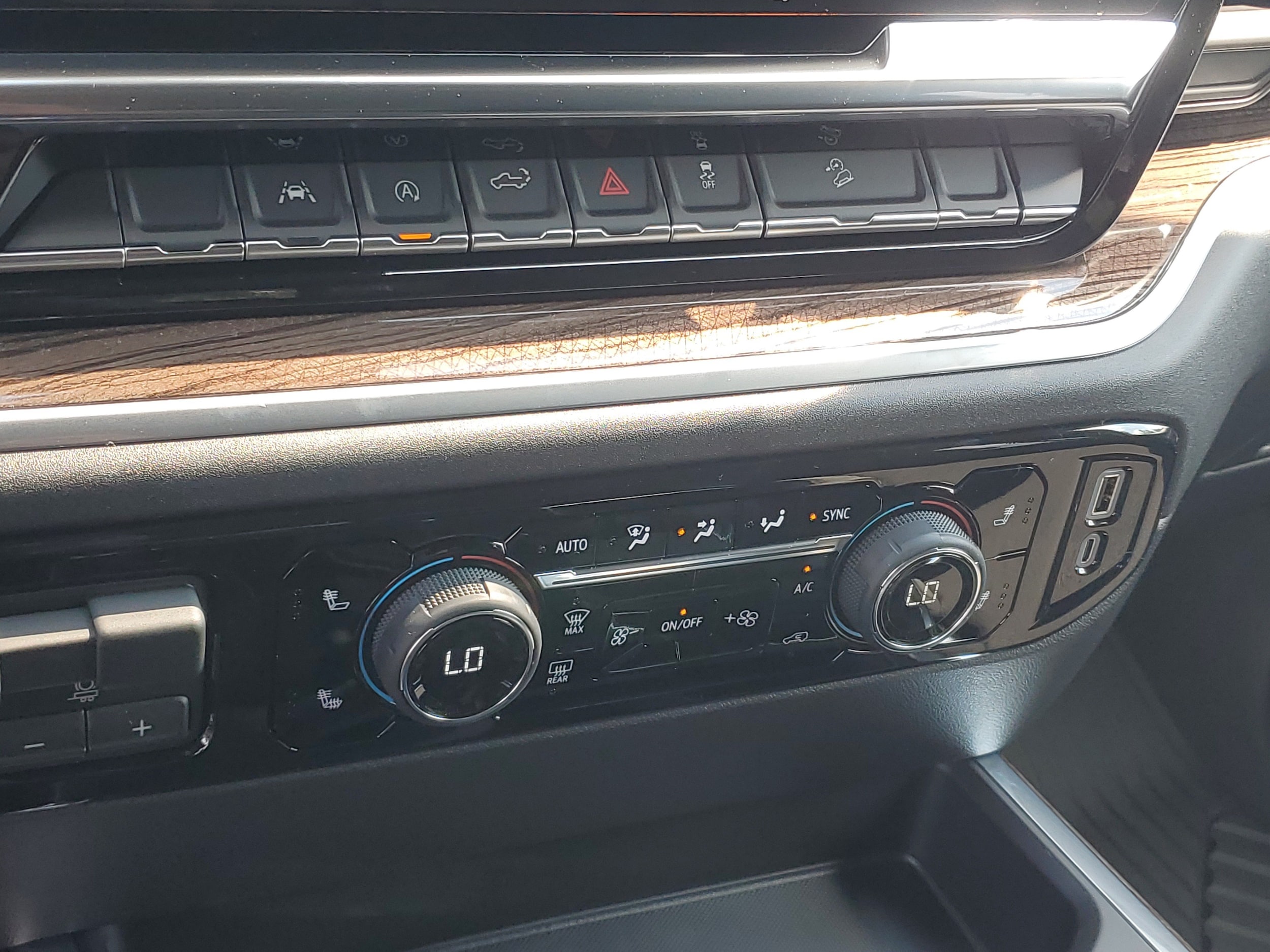 2026 Chevrolet Silverado 1500 RST - Photo 15