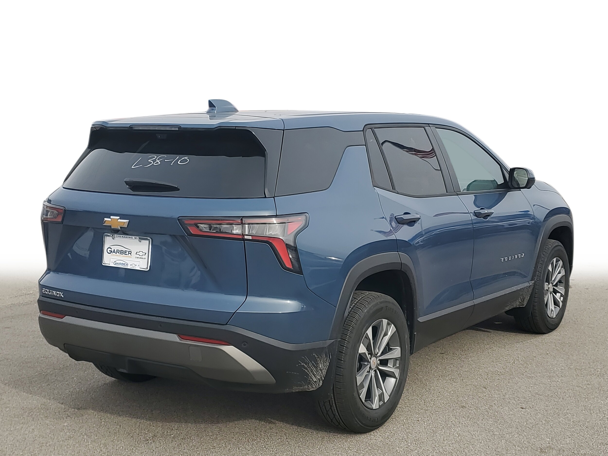 2026 Chevrolet Equinox LT photo 4