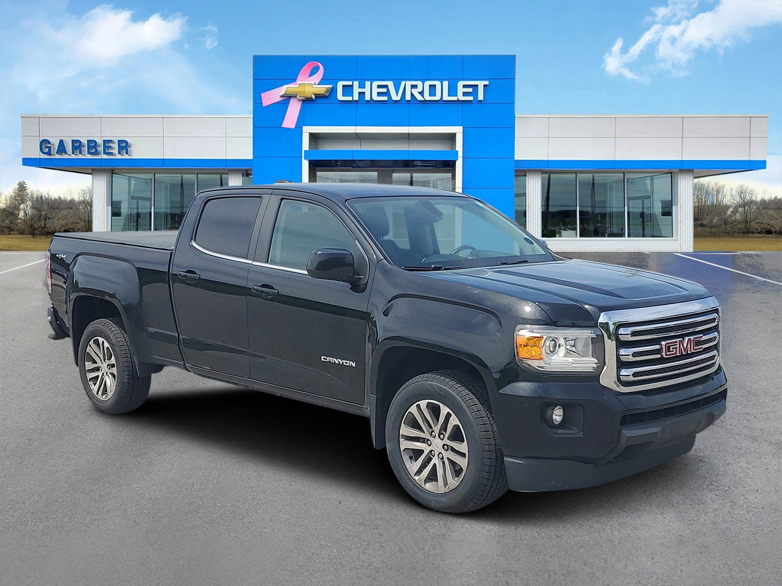 2016 GMC Canyon 4WD SLE Crew Cab Long Box's photo