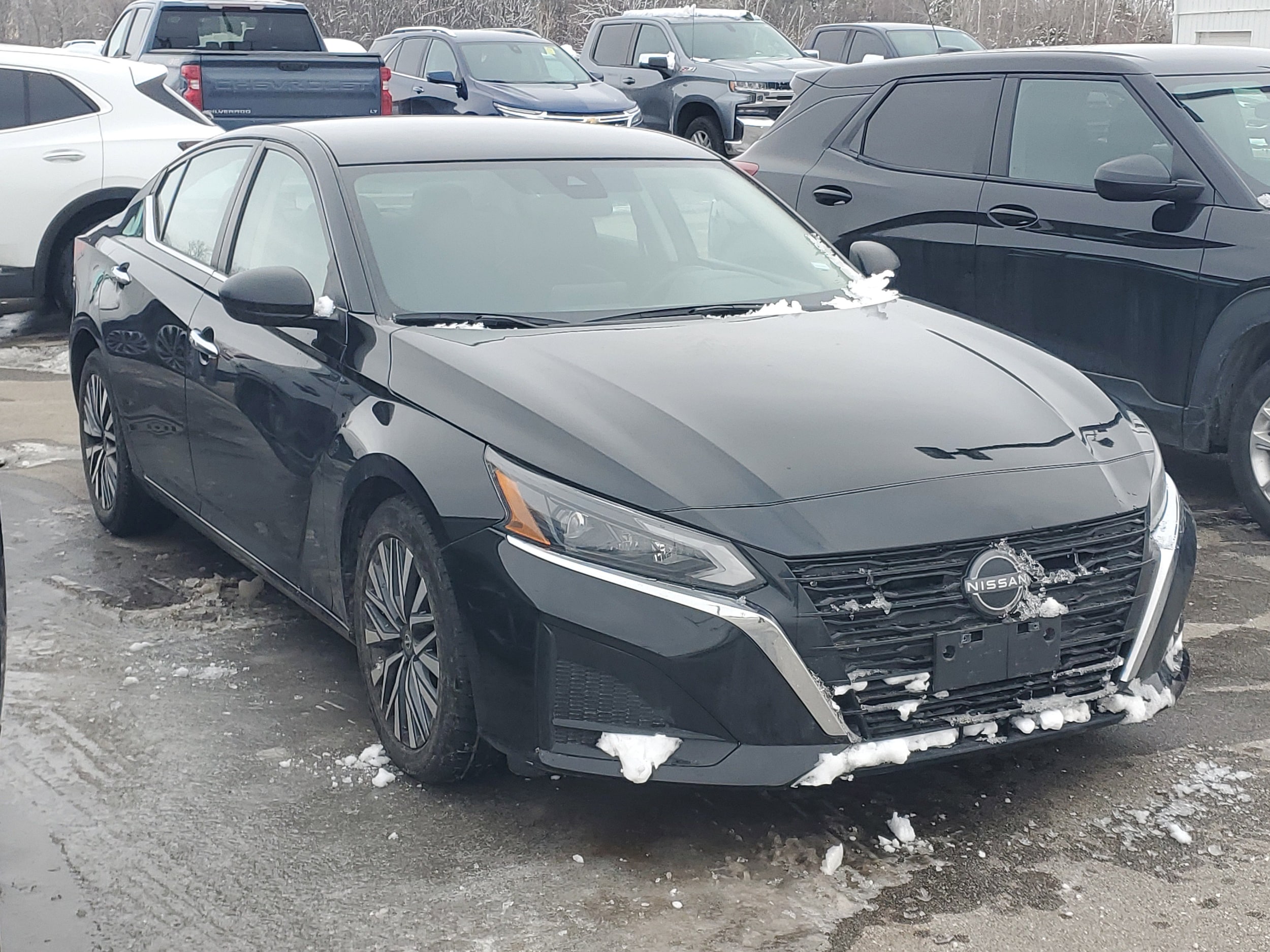 2024 Nissan Altima SV's photo