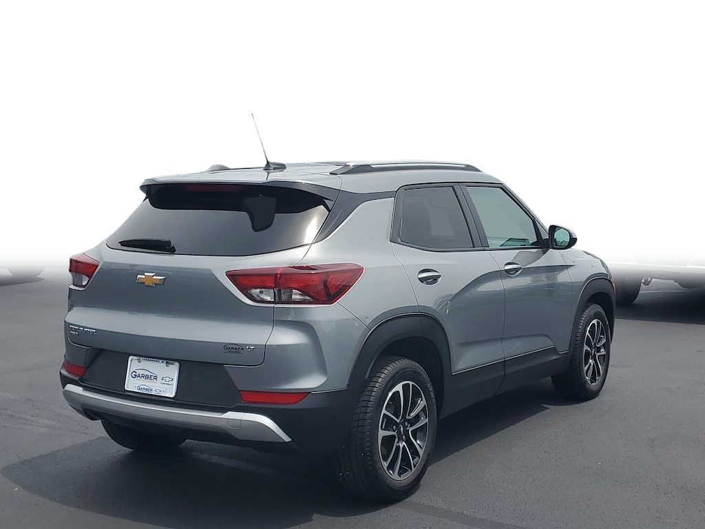 Used 2025 Chevrolet Trailblazer LT SUV