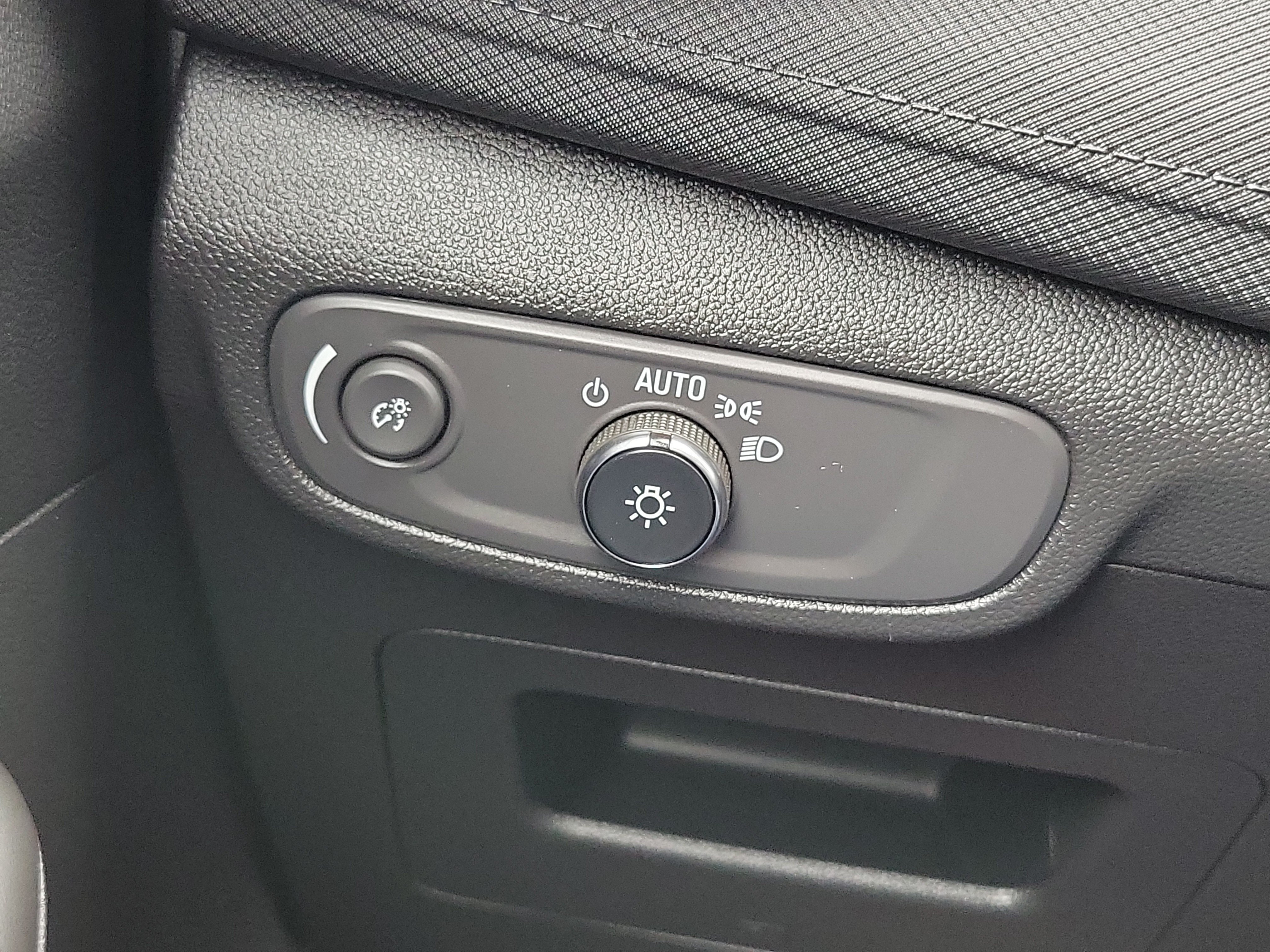 2026 Chevrolet Trailblazer LT - Photo 11