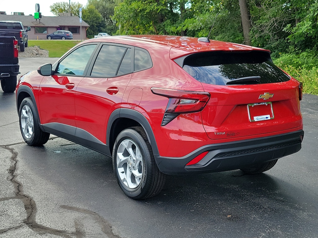 New 2026 Chevrolet Trax LS SUV