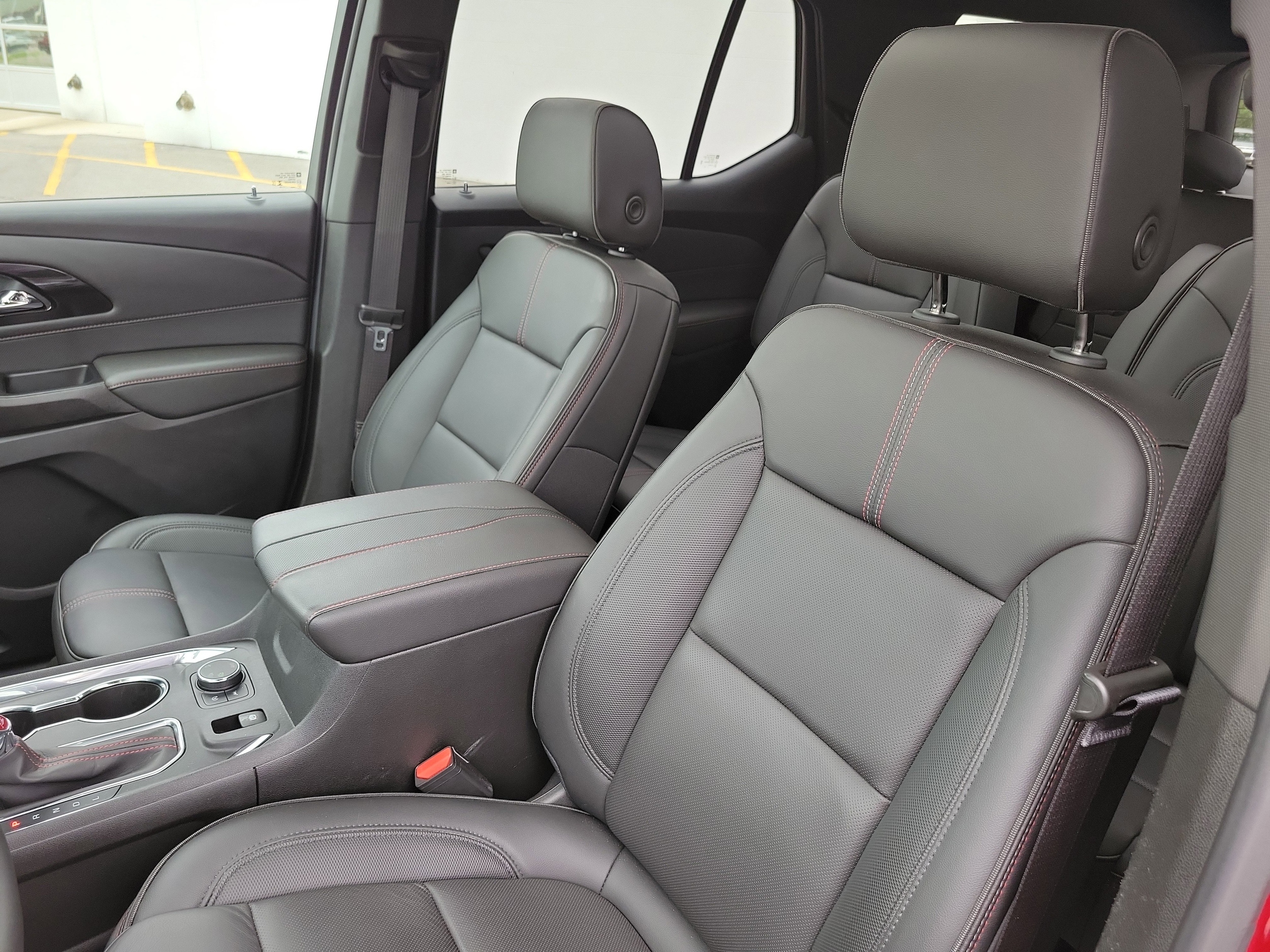 2023 Chevrolet Traverse RS - Photo 8