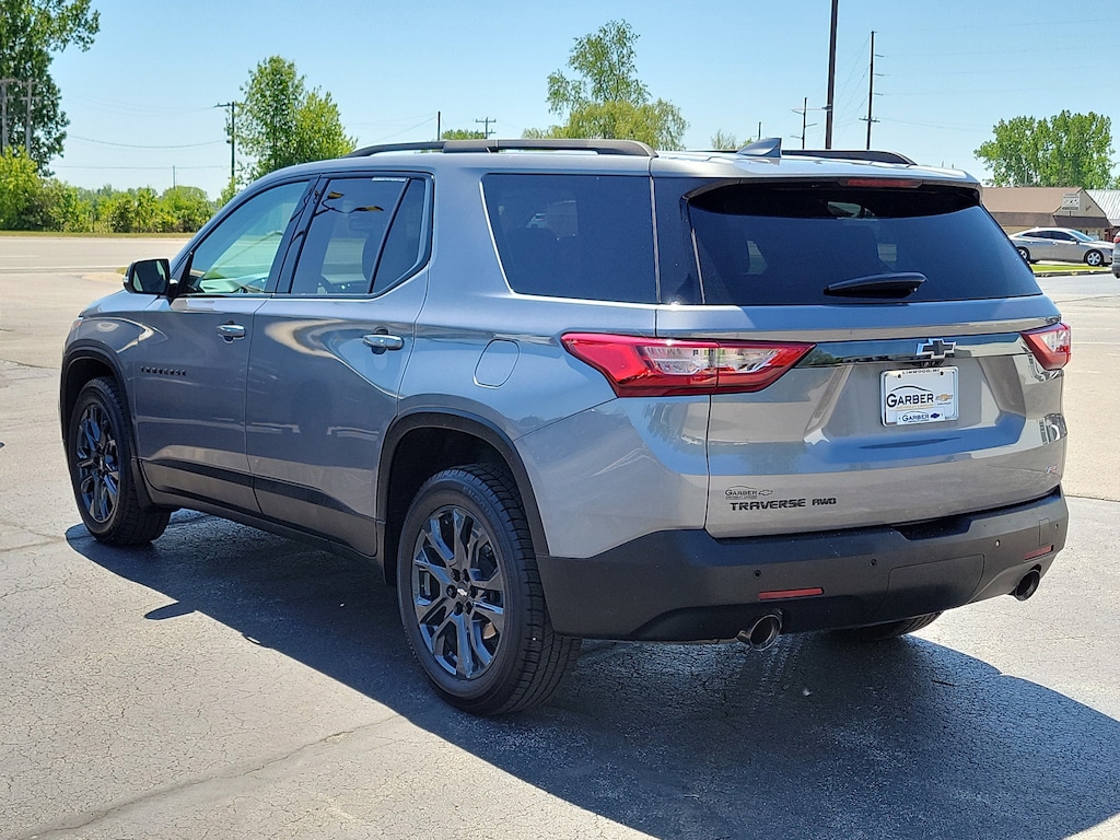 Used 2021 Chevrolet Traverse RS SUV