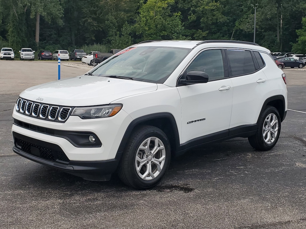 Used 2024 Jeep Compass Latitude SUV