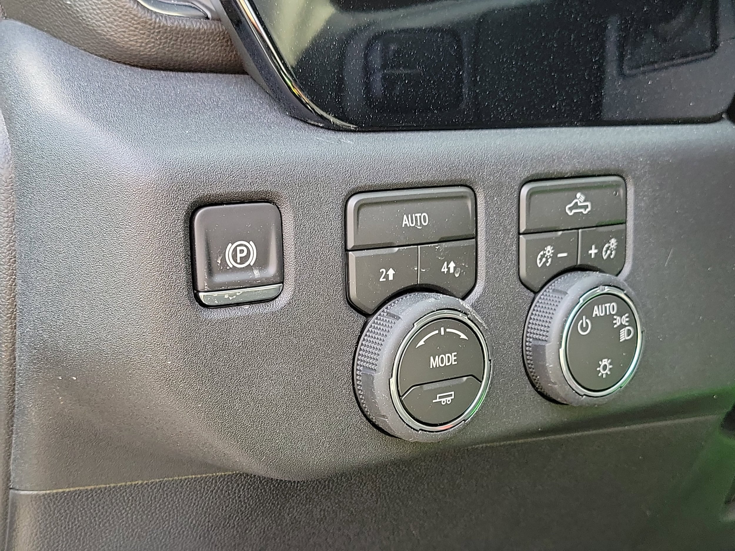 2026 Chevrolet Silverado 1500 LT - Photo 10