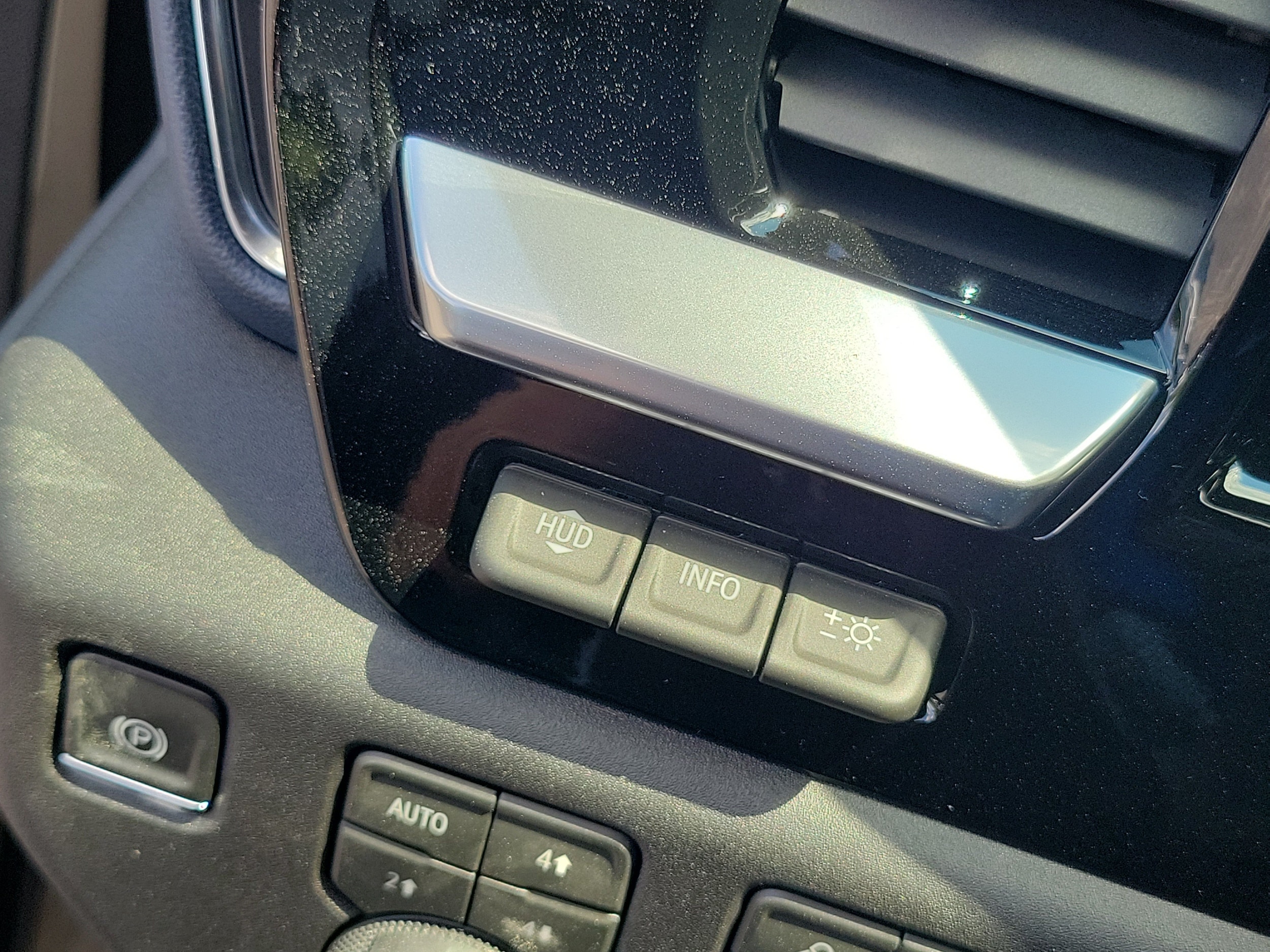 2026 Chevrolet Silverado 1500 High Country - Photo 14