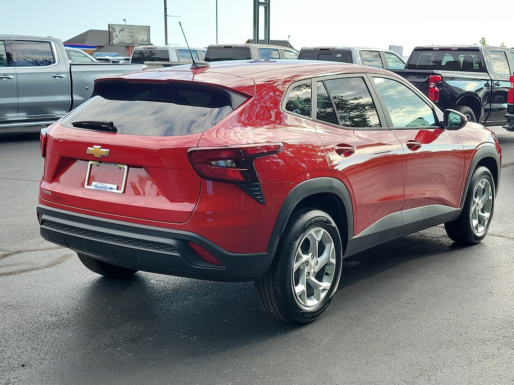 New 2026 Chevrolet Trax LS SUV