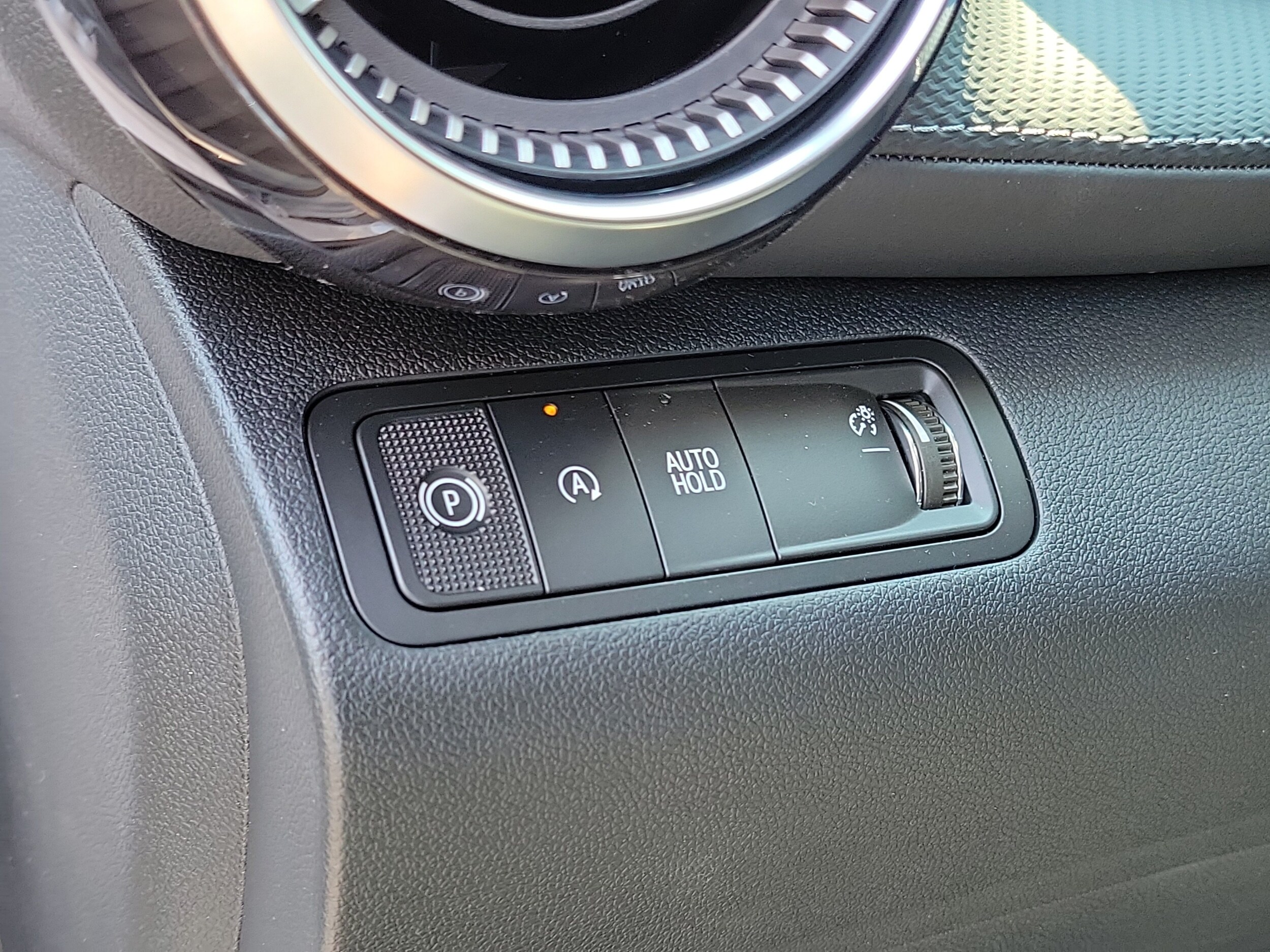2027 Chevrolet Equinox LT - Photo 10