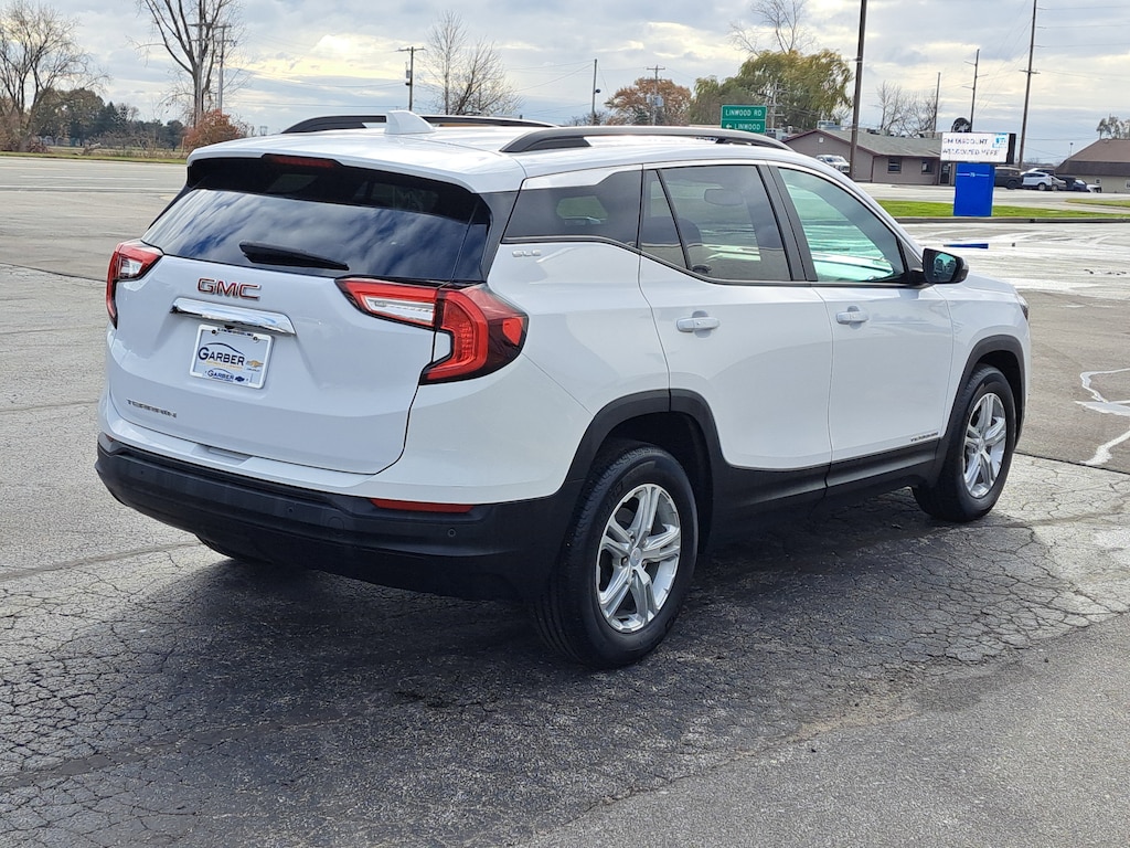Used 2023 GMC Terrain SLE SUV