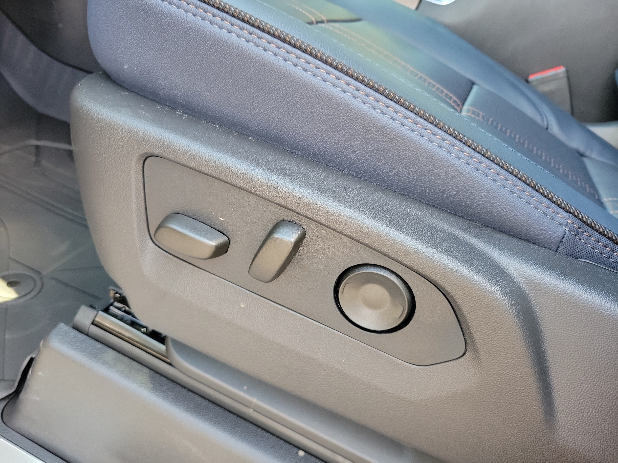 2026 Chevrolet Silverado 1500 High Country - Photo 11