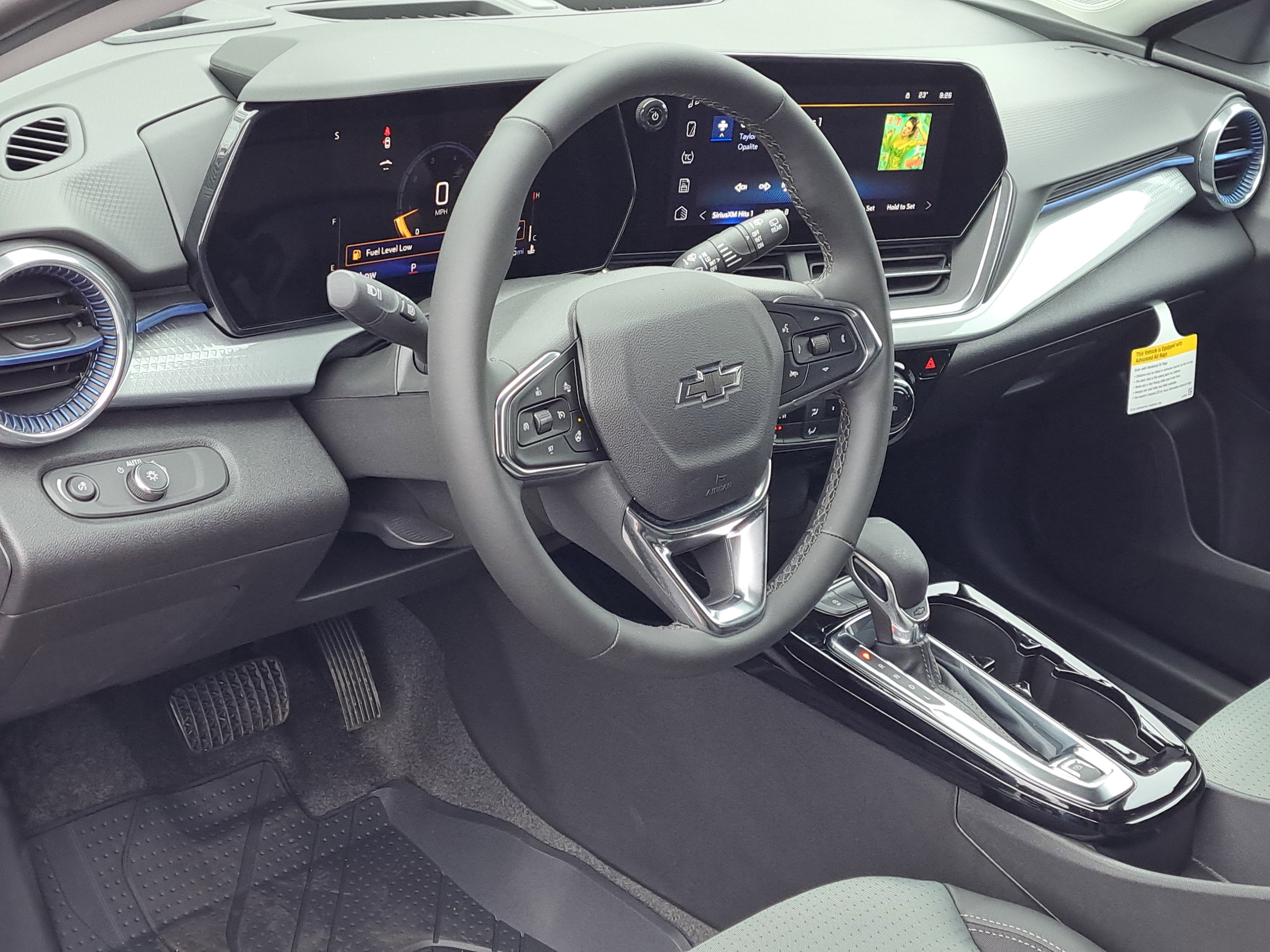 2026 Chevrolet Trax LT - Photo 8