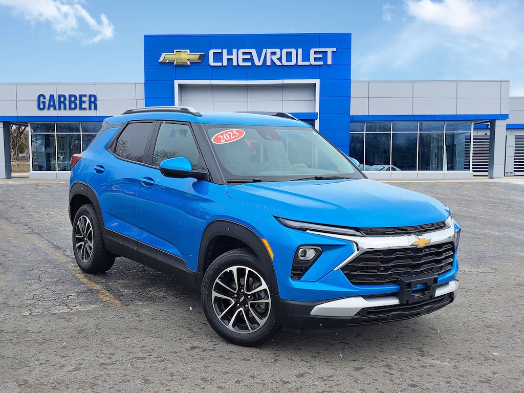Used 2025 Chevrolet Trailblazer LT SUV