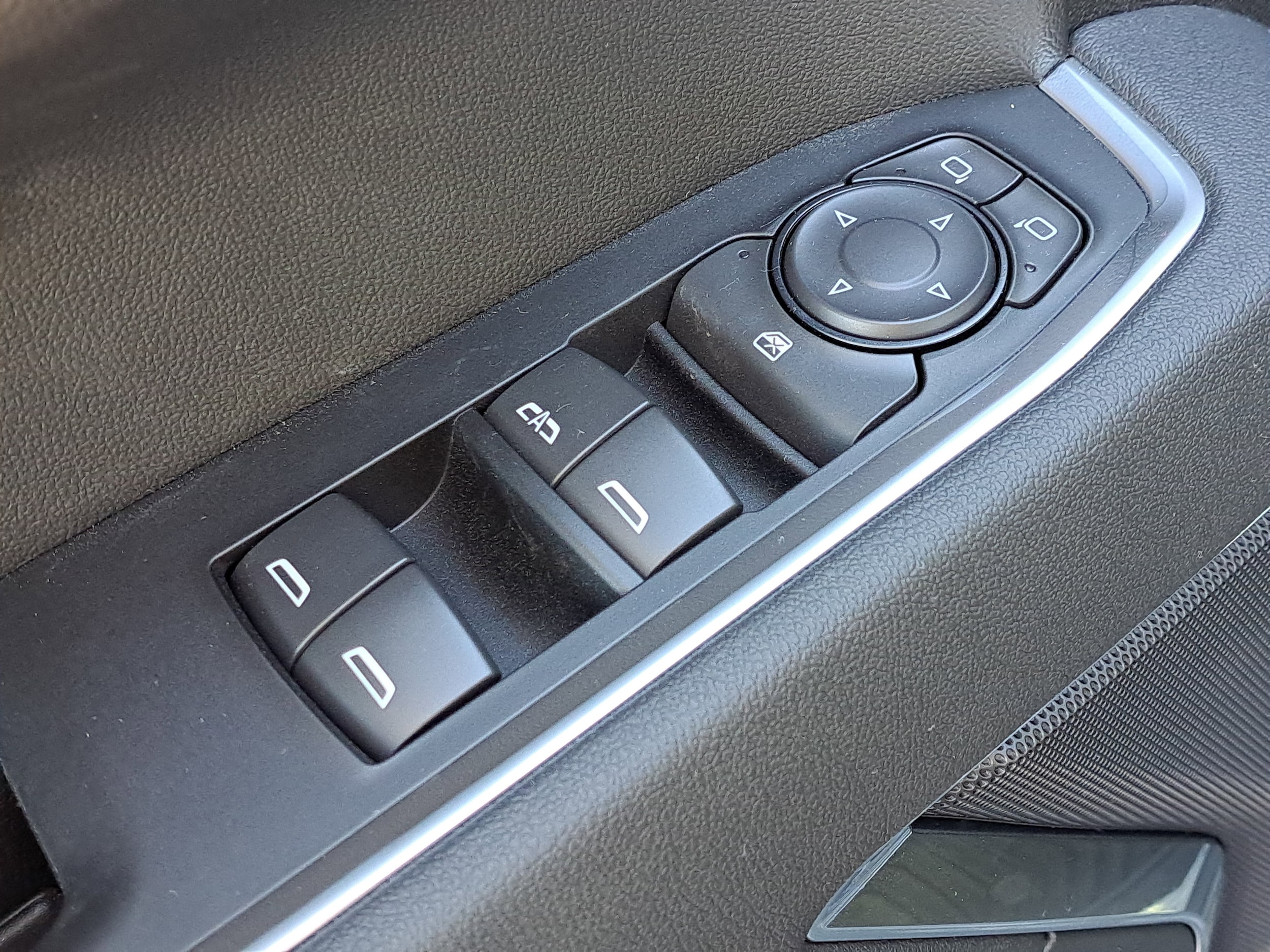 2026 Chevrolet Silverado 1500 LT - Photo 23