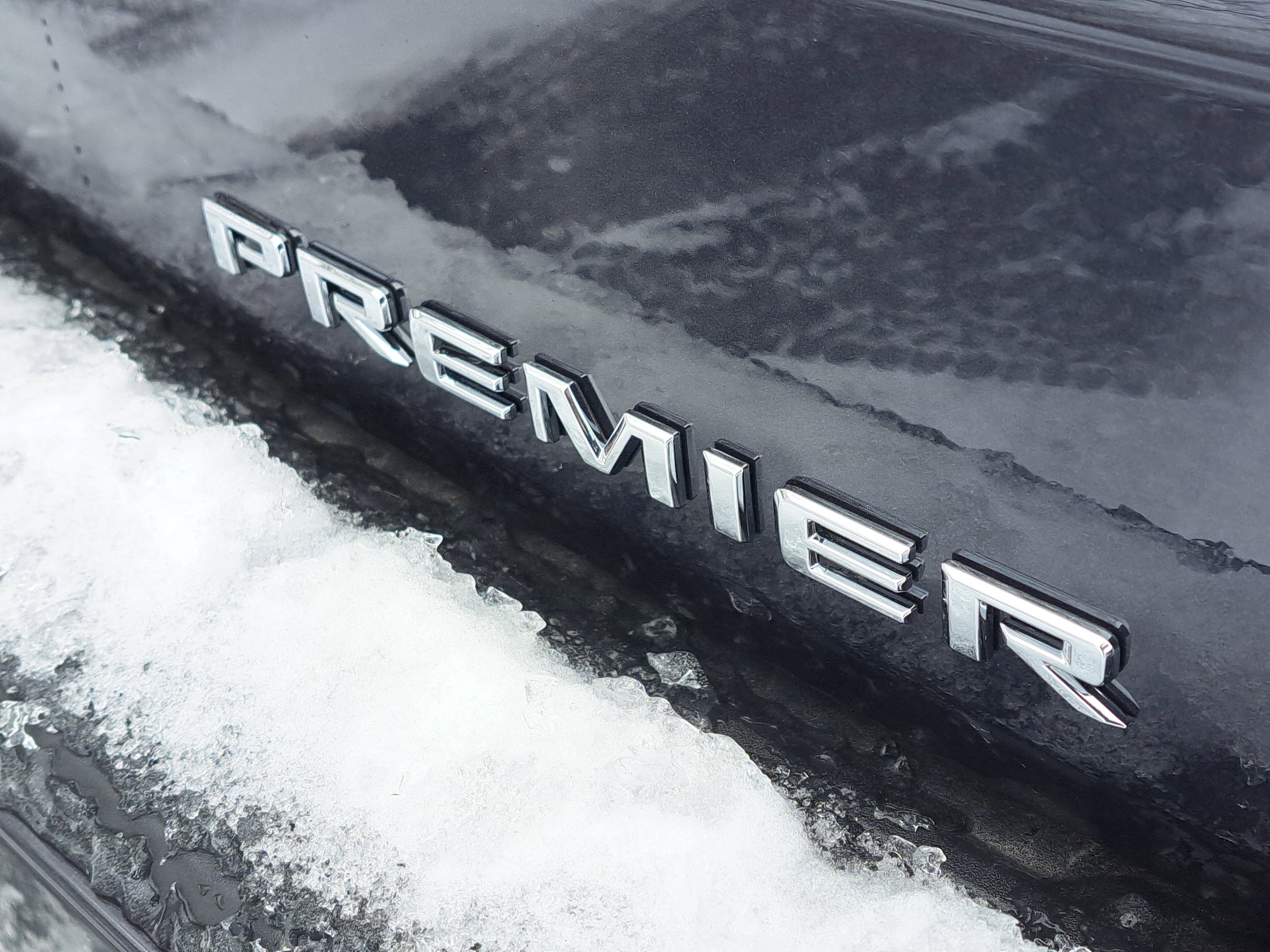 2026 Chevrolet Suburban Premier - Photo 6