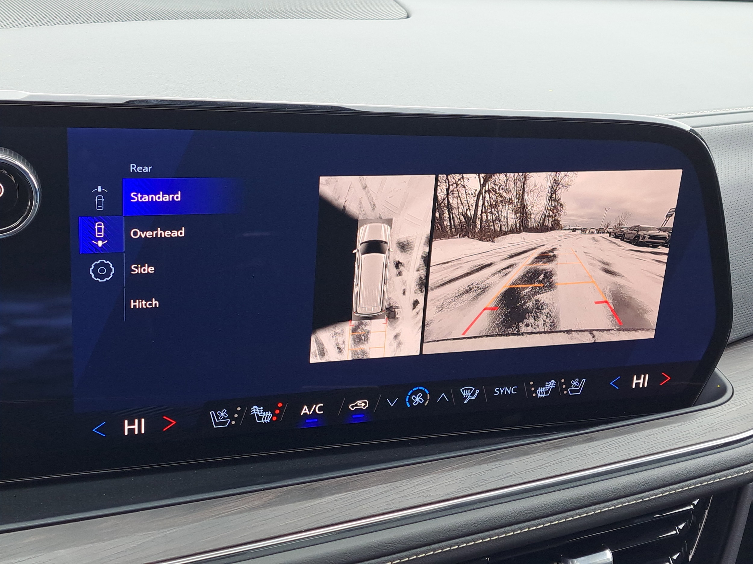 2026 Chevrolet Suburban Premier - Photo 19