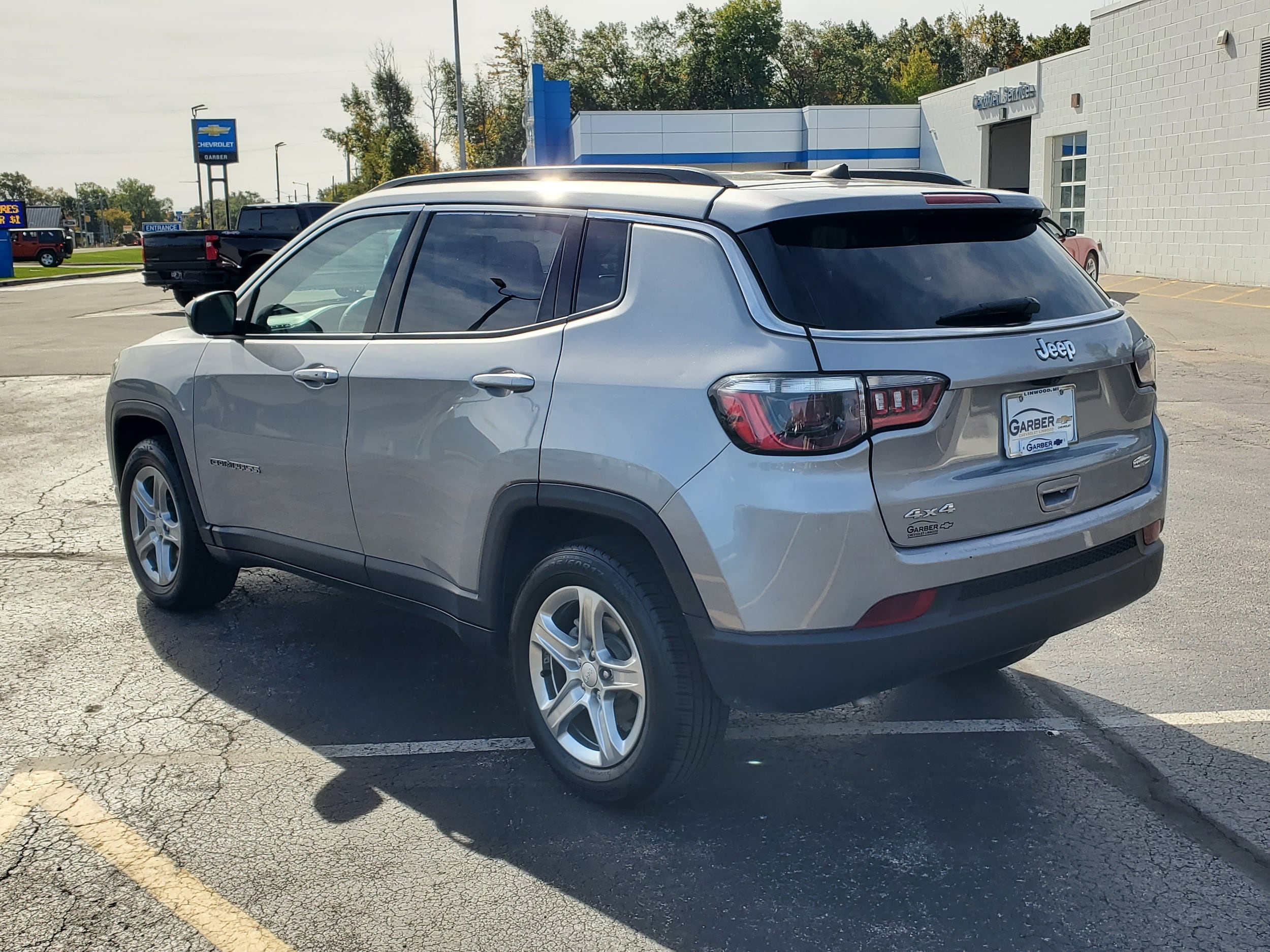 Used 2024 Jeep Compass Latitude with VIN 3C4NJDBN0RT604814 for sale in Linwood, MI
