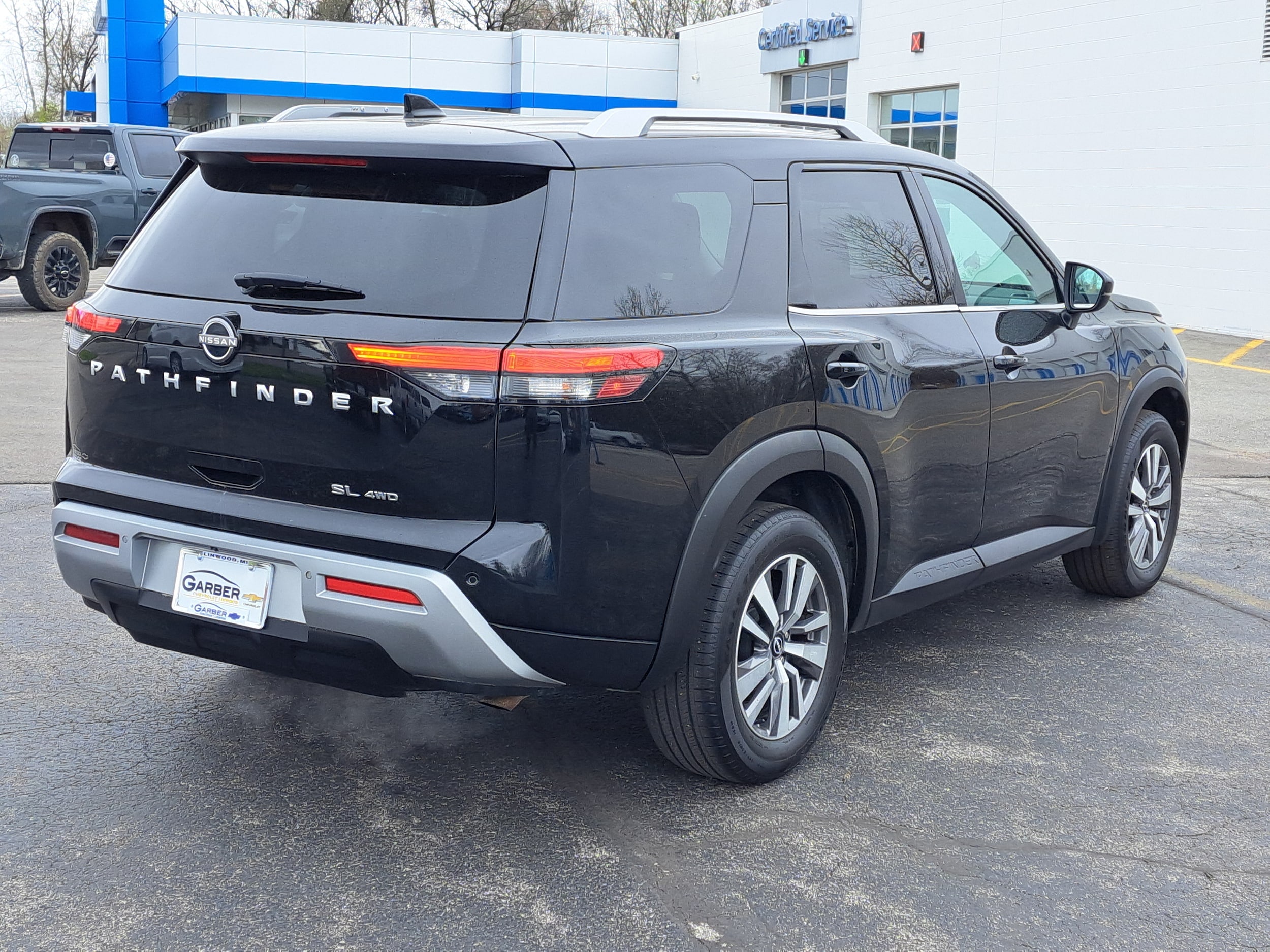2022 Nissan Pathfinder SL - Photo 4