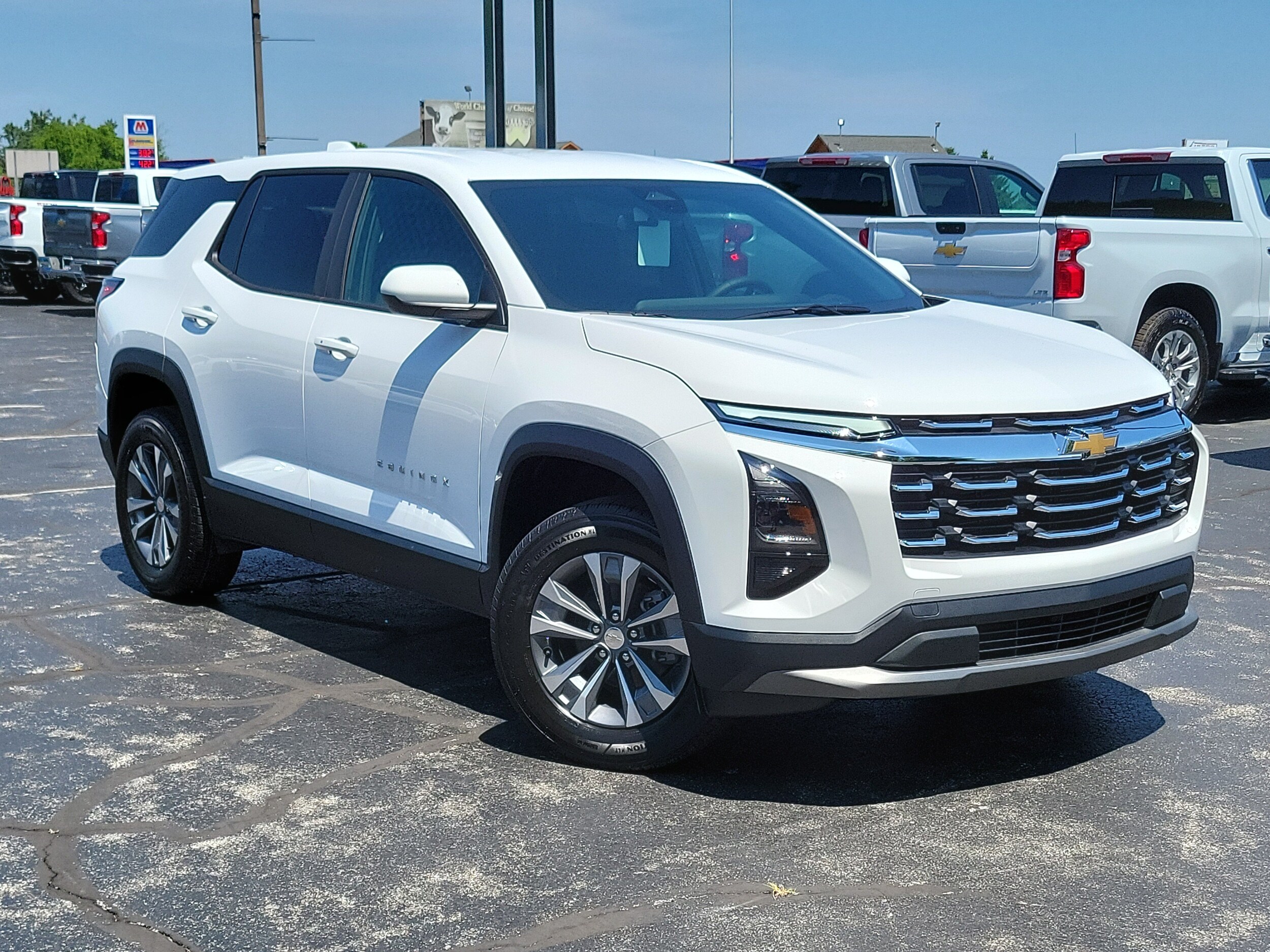 2027 Chevrolet Equinox LT - Photo 30