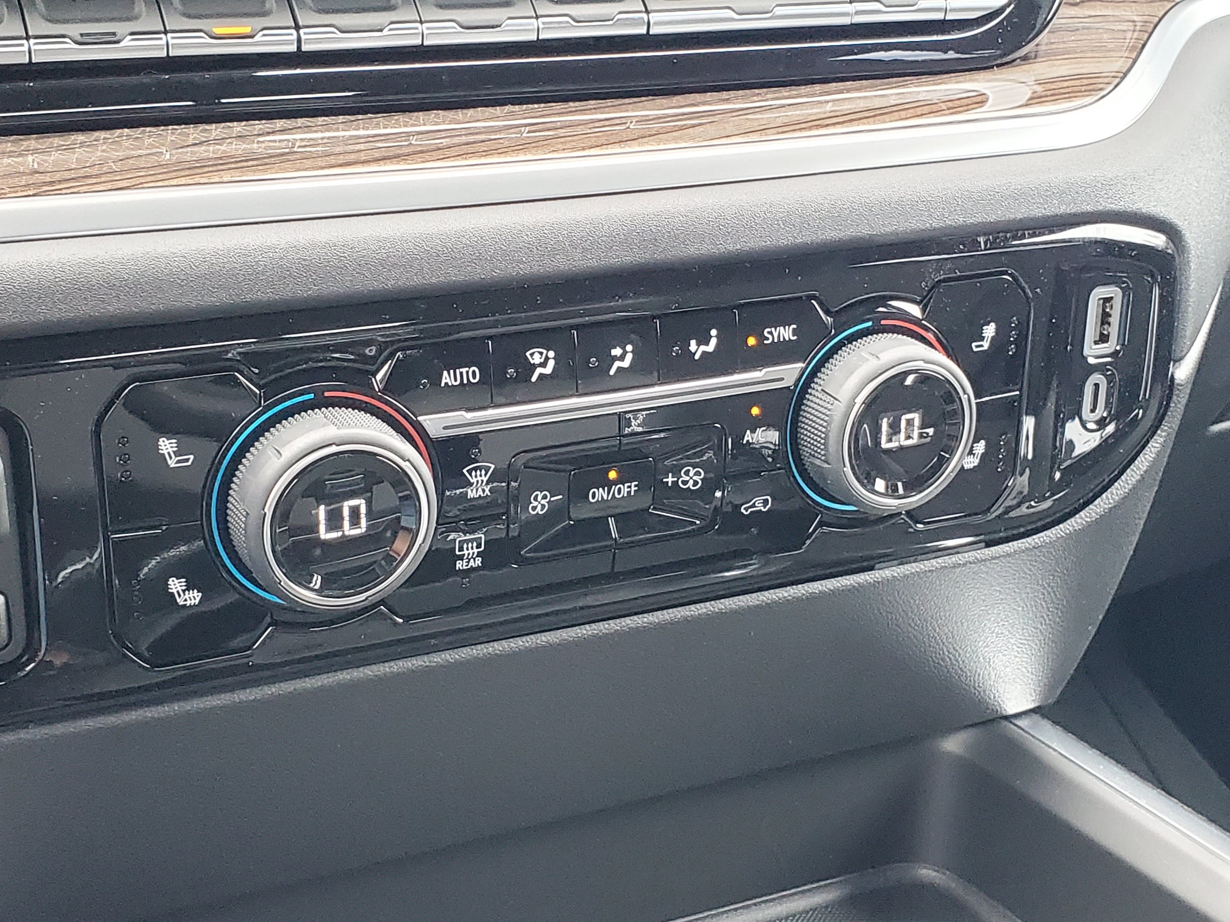2026 Chevrolet Silverado 2500 HD LT - Photo 18