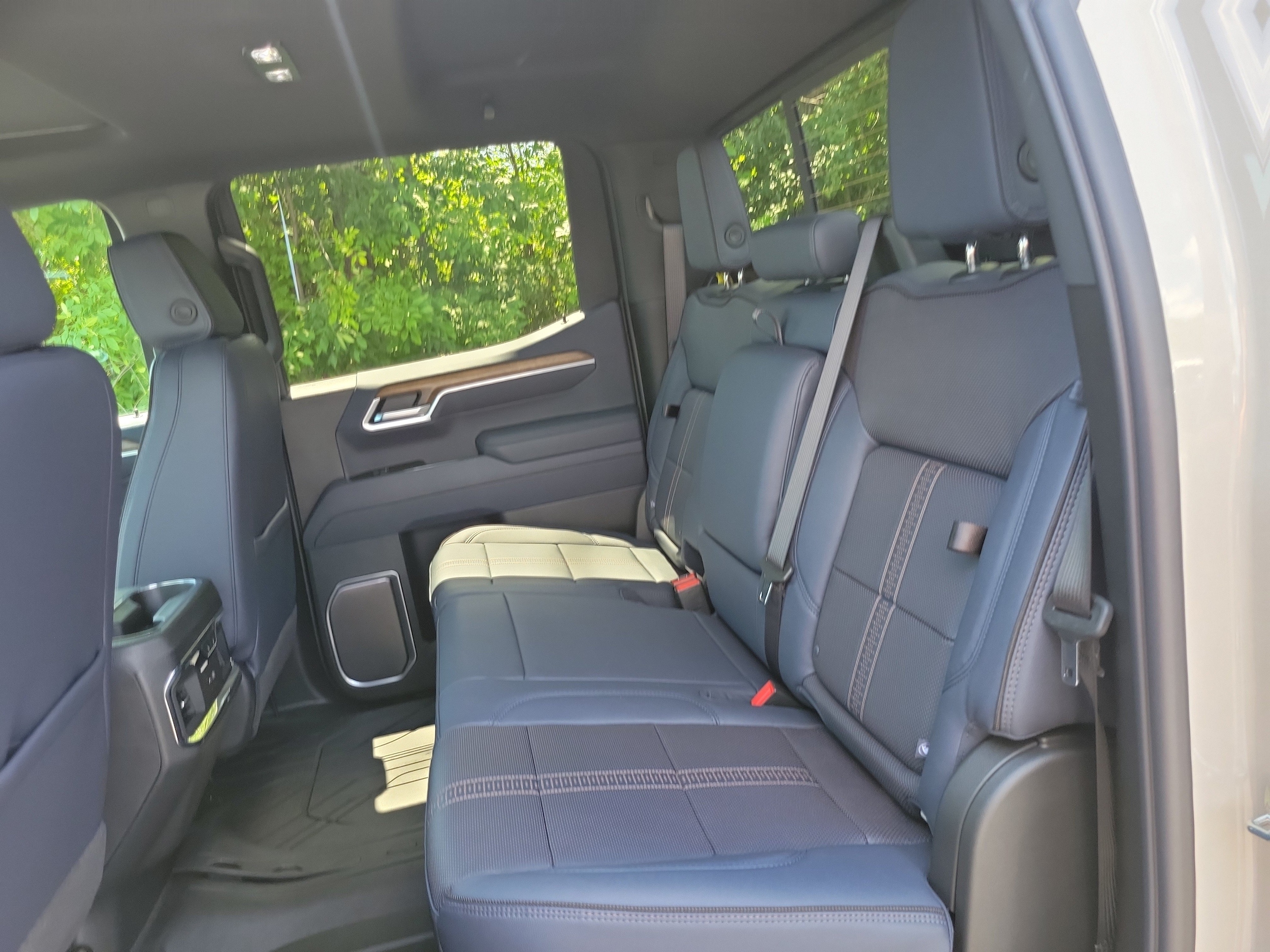 2026 Chevrolet Silverado 1500 High Country - Photo 33