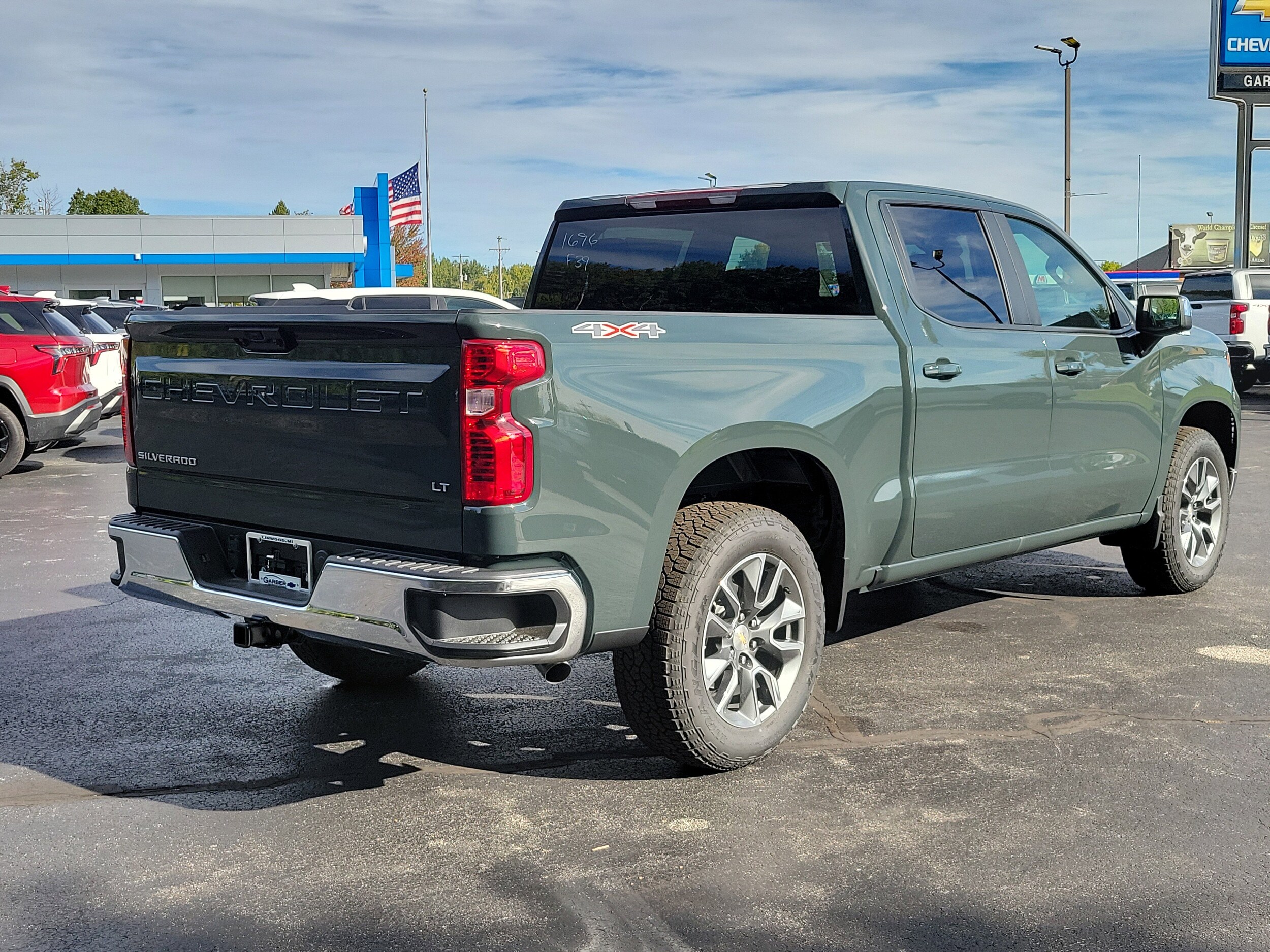 2026 Chevrolet Silverado 1500 LT photo 3