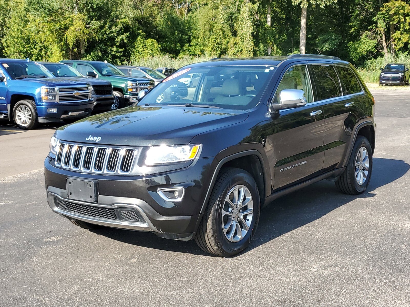 Used 2015 Jeep Grand Cherokee Limited with VIN 1C4RJFBG9FC125328 for sale in Linwood, MI