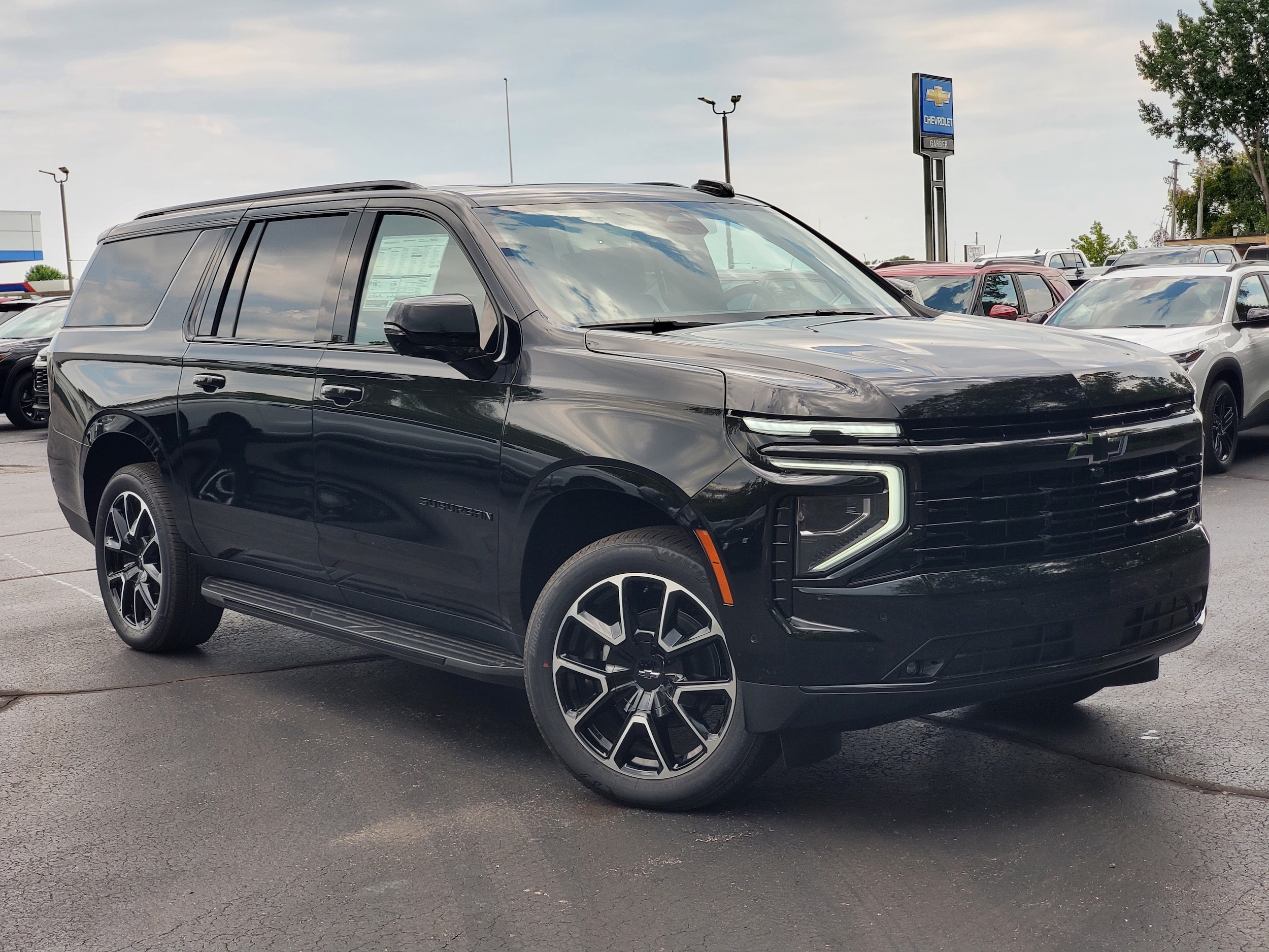 2026 Chevrolet Suburban RST - Photo 38