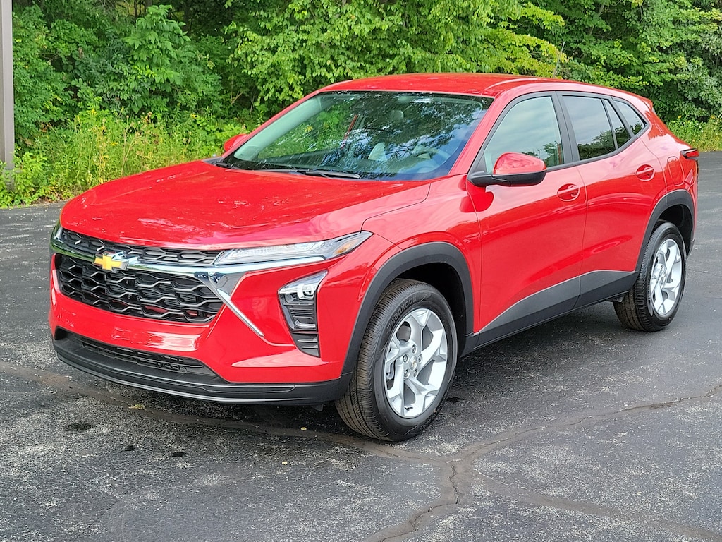 New 2026 Chevrolet Trax LS SUV