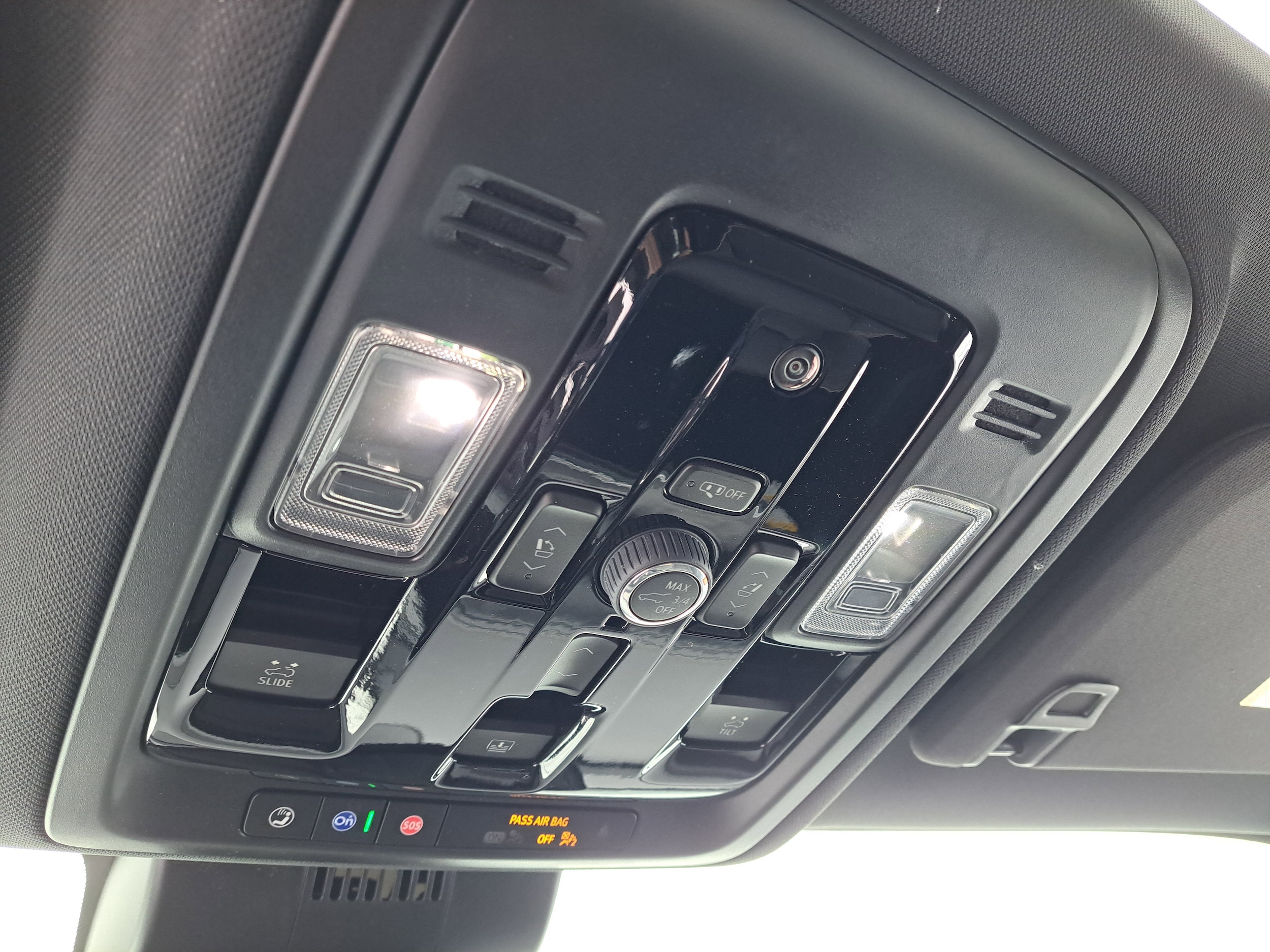 2026 Chevrolet Suburban Premier - Photo 22