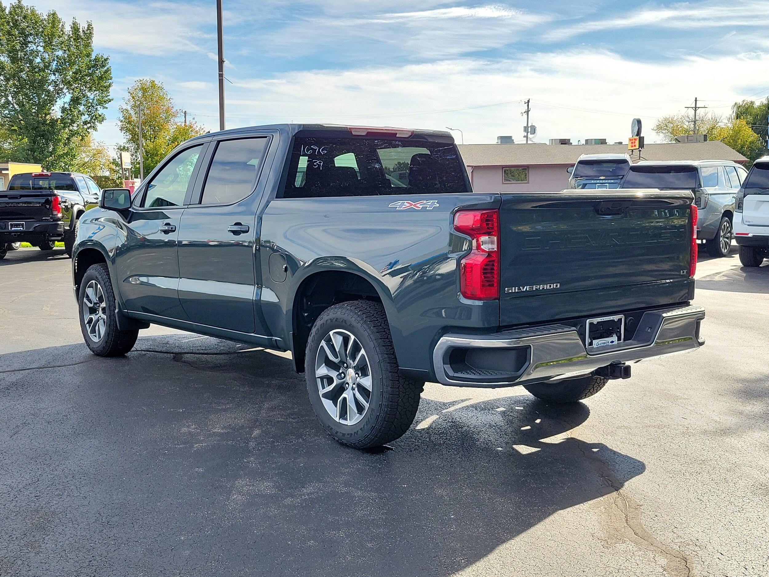 2026 Chevrolet Silverado 1500 LT photo 2