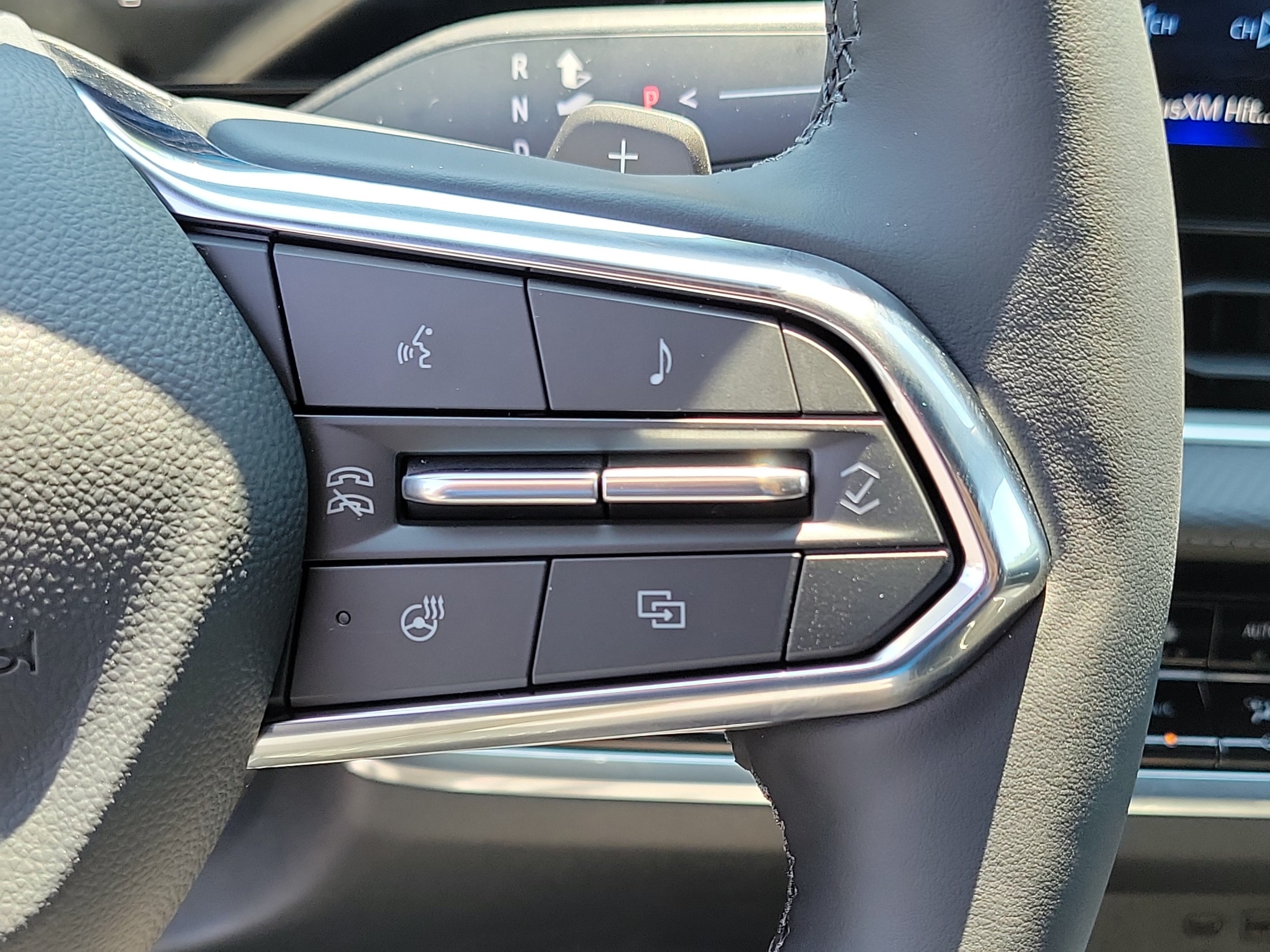 2027 Chevrolet Equinox LT - Photo 13
