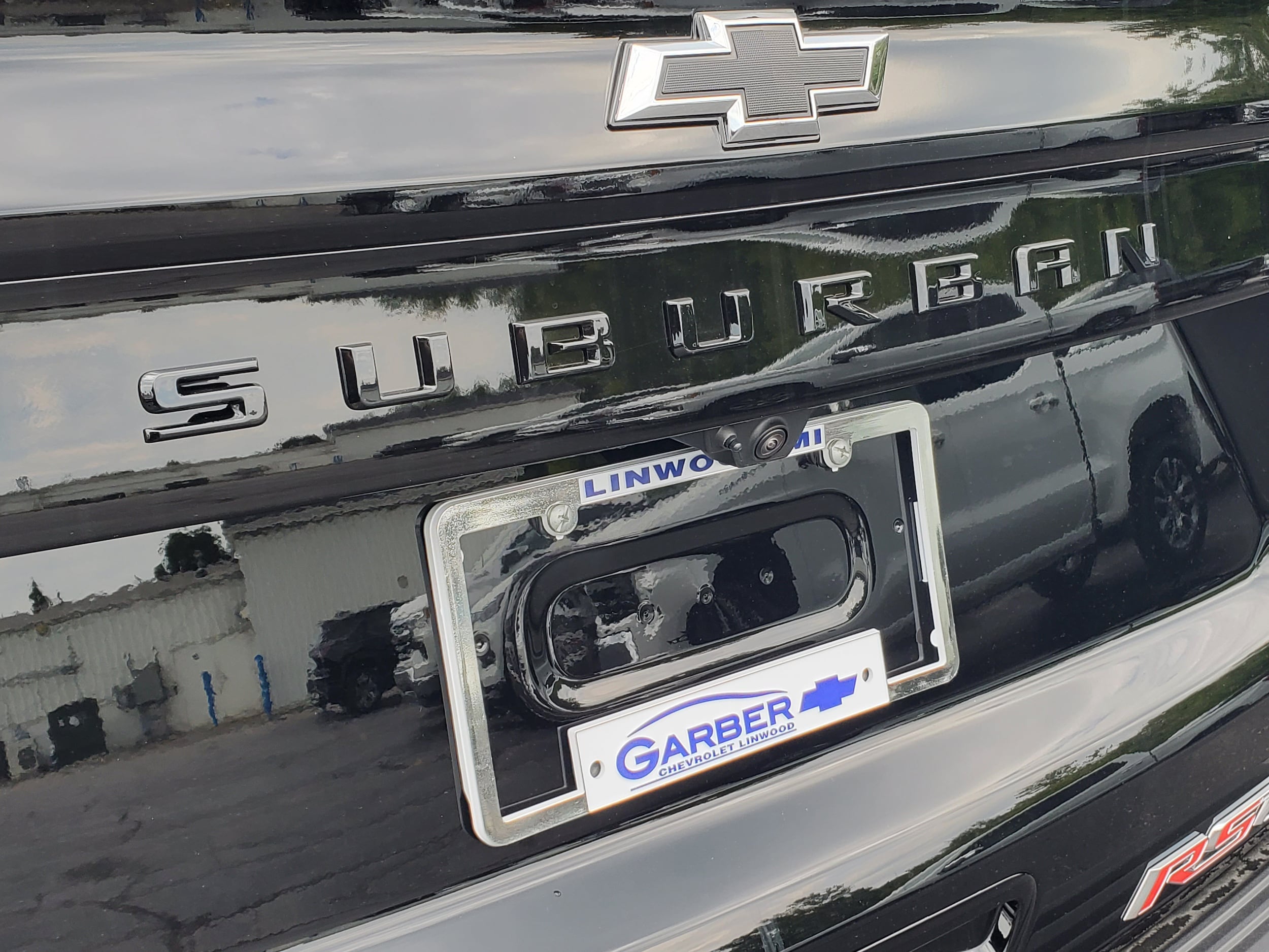 2026 Chevrolet Suburban RST - Photo 37