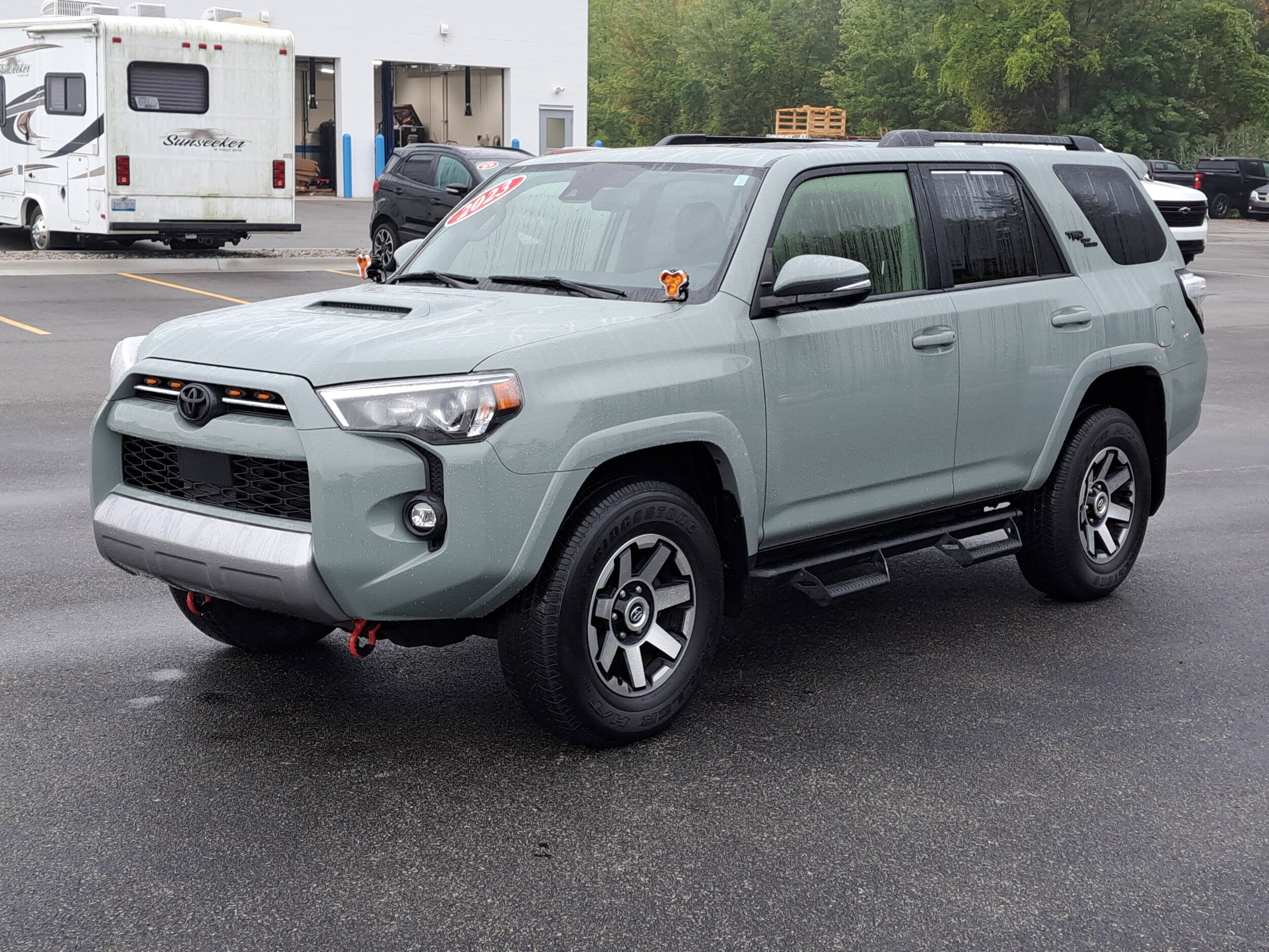 2023 Toyota 4Runner TRD Premium photo 2