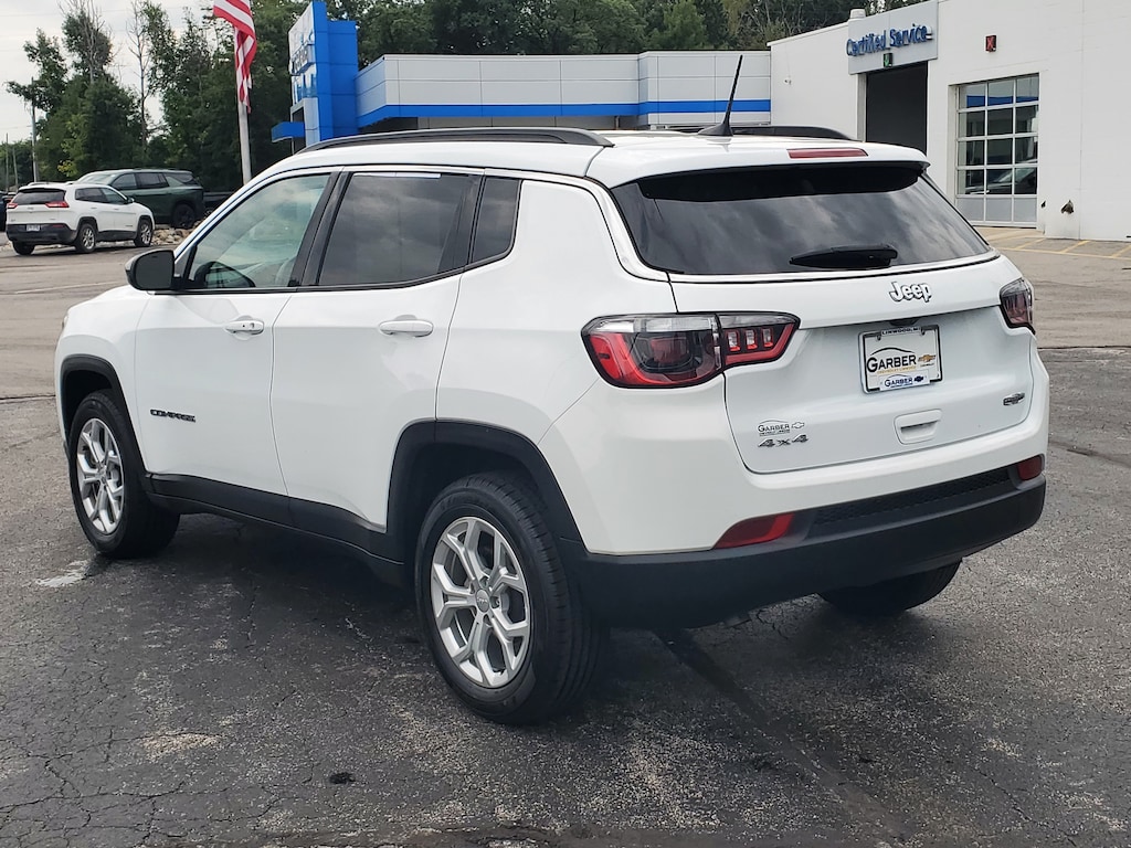 Used 2024 Jeep Compass Latitude SUV