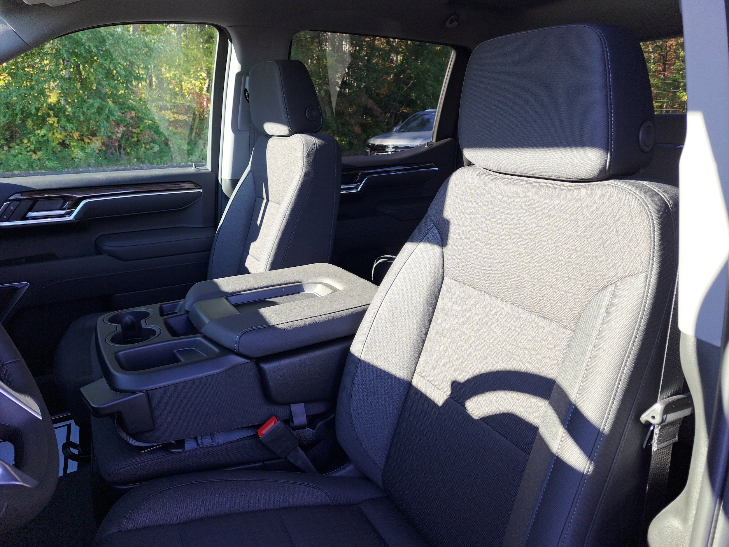2026 Chevrolet Silverado 1500 LT - Photo 9
