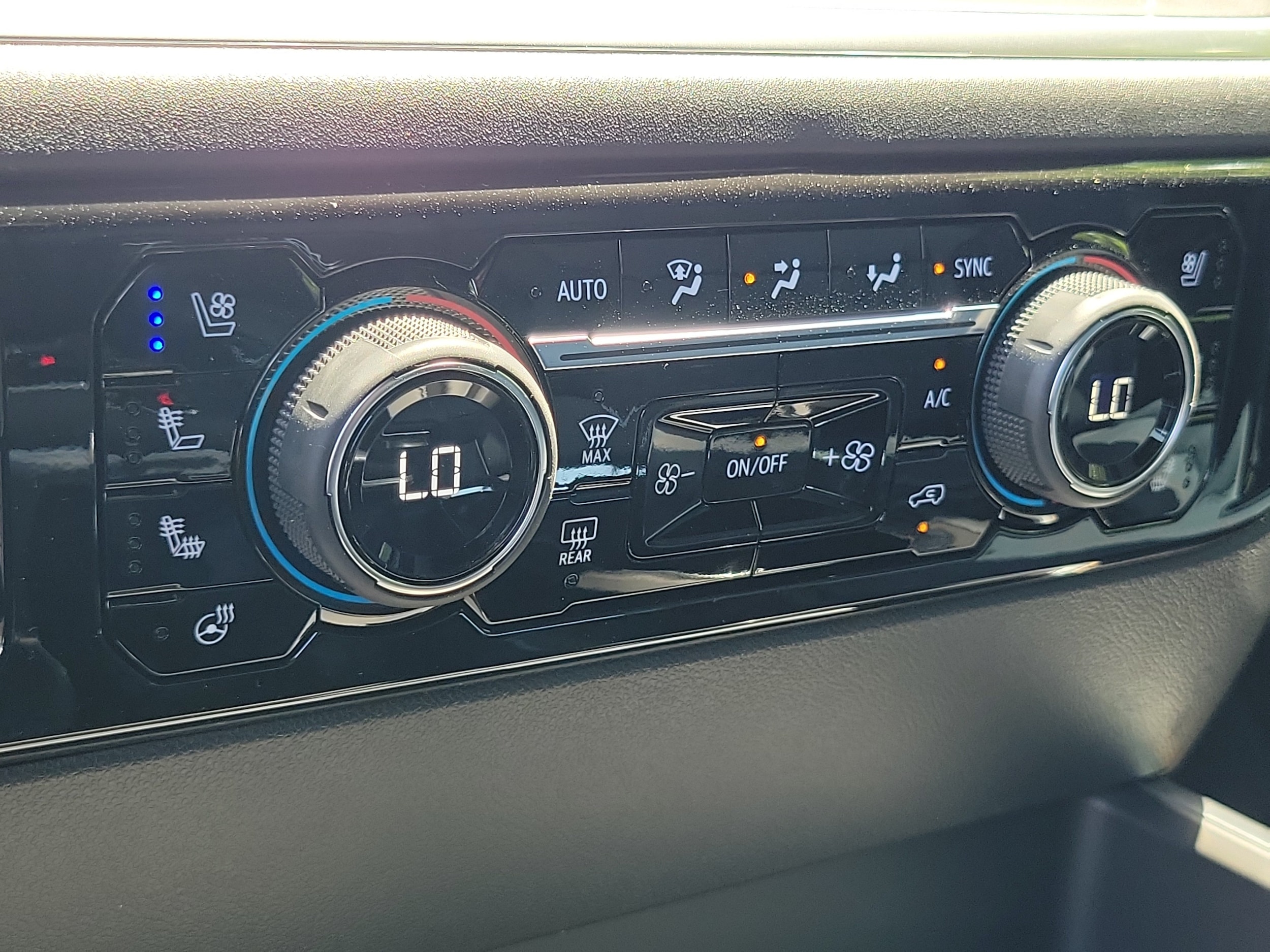 2026 Chevrolet Silverado 1500 High Country - Photo 24