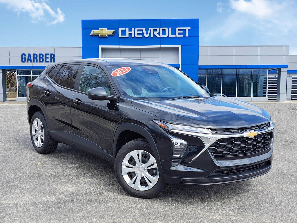 Used 2024 Chevrolet Trax LS SUV