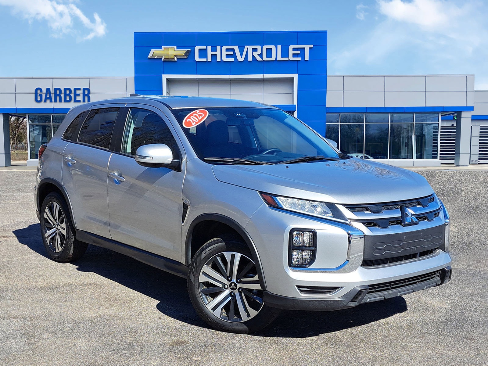 2025 Mitsubishi Outlander Sport 2.0 SE AWC CVT's photo