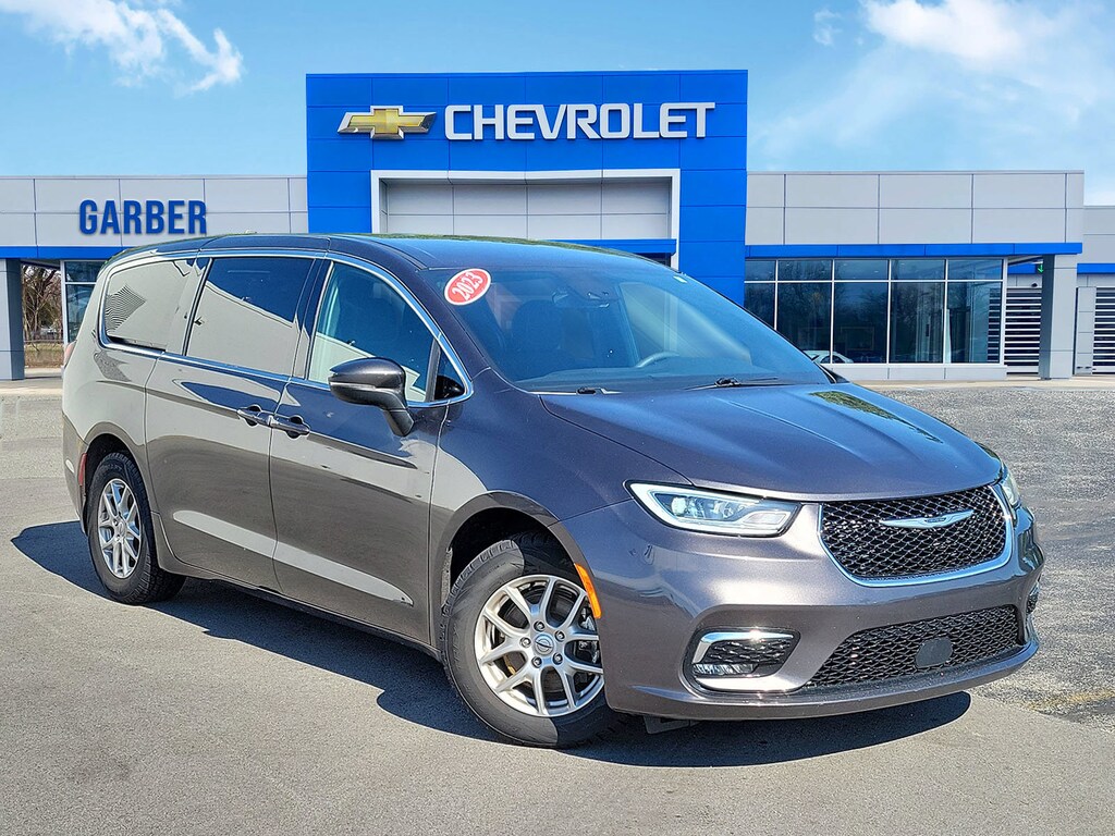 Used 2023 Chrysler Pacifica Touring Van Passenger Van