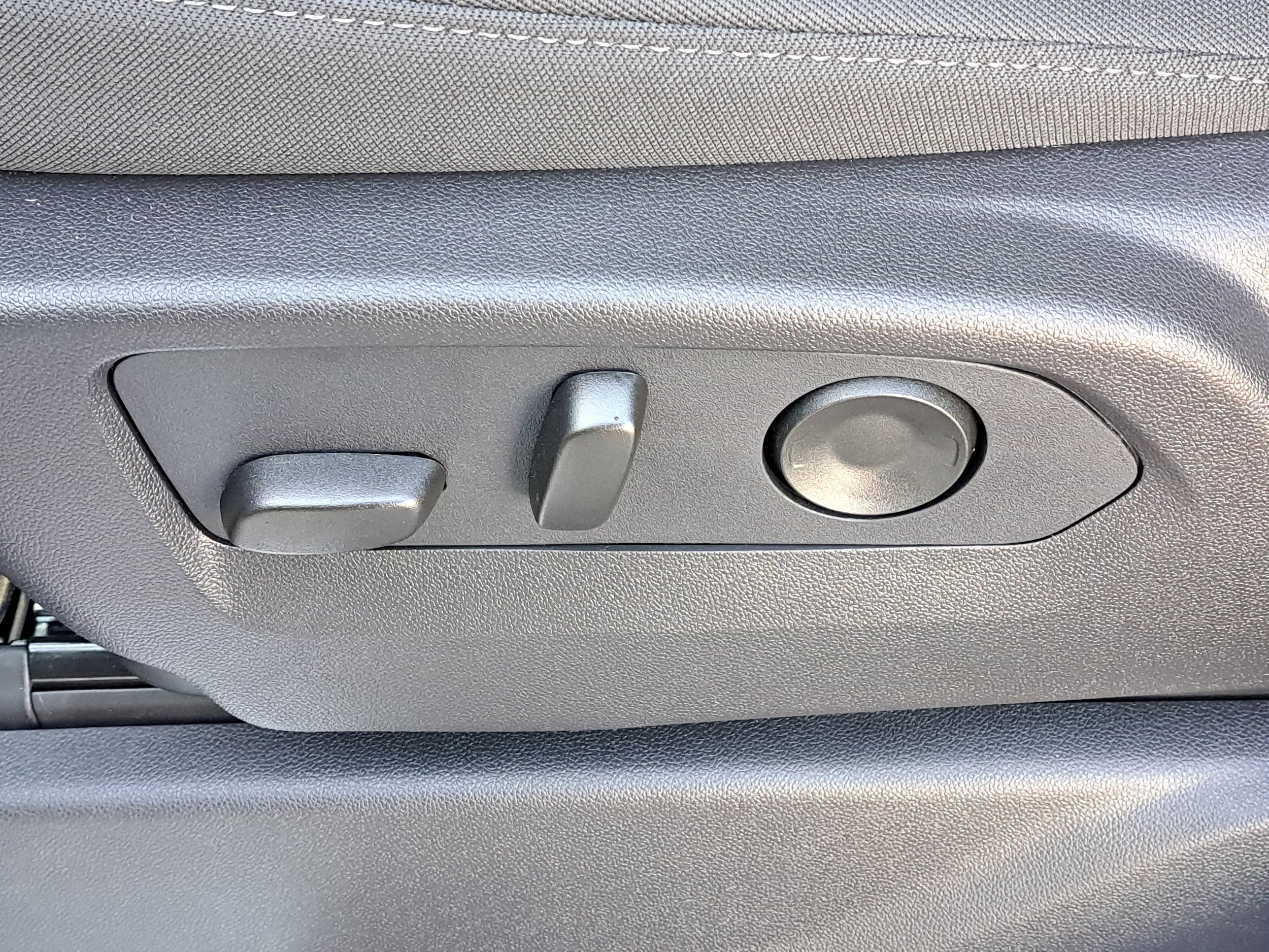 2026 Chevrolet Silverado 1500 RST - Photo 9