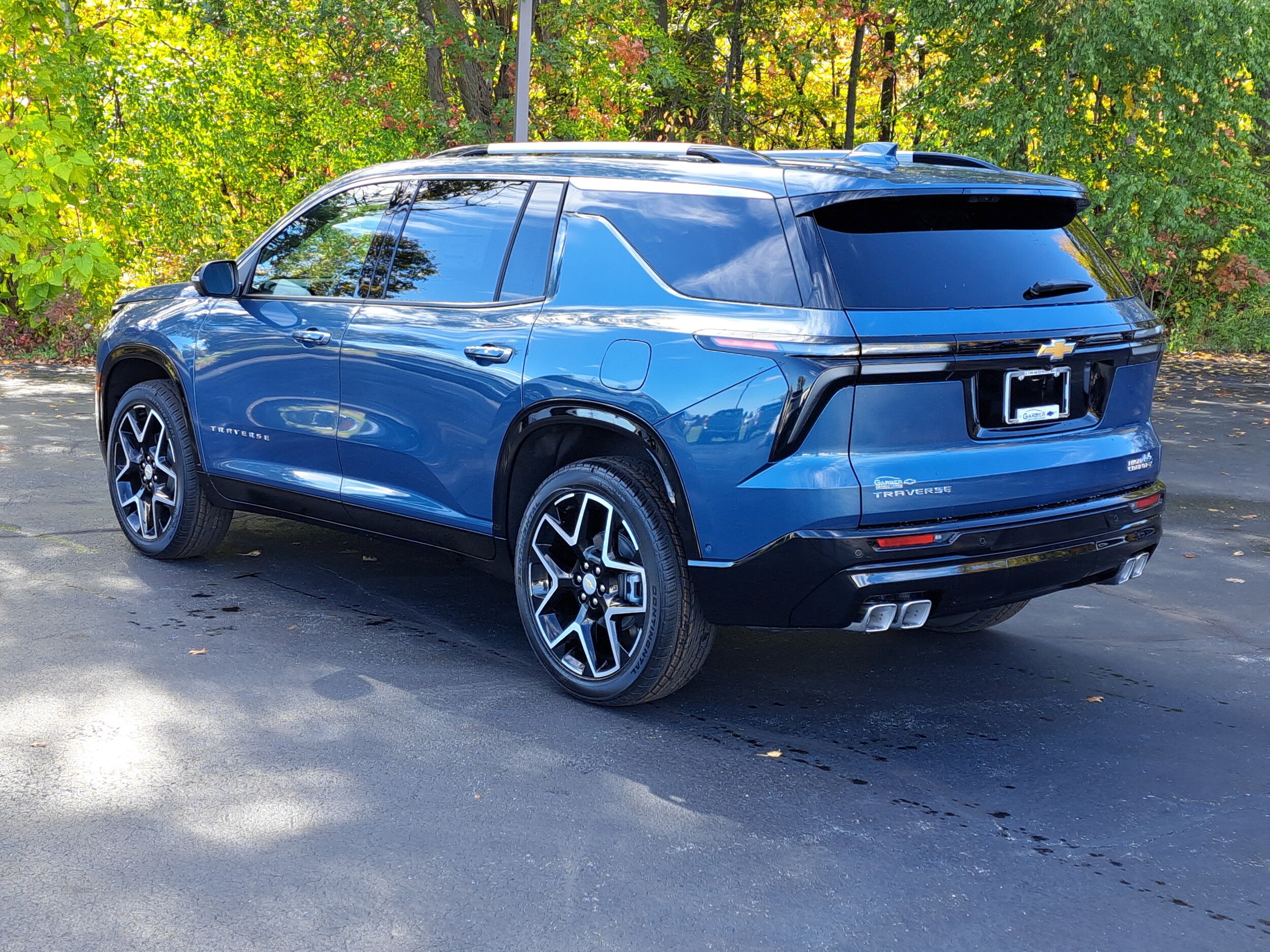 2026 Chevrolet Traverse High Country photo 3