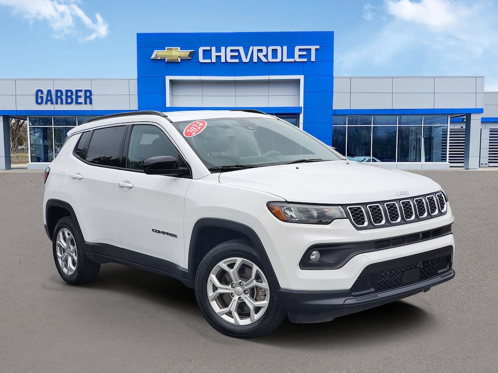Used 2024 Jeep Compass Latitude SUV