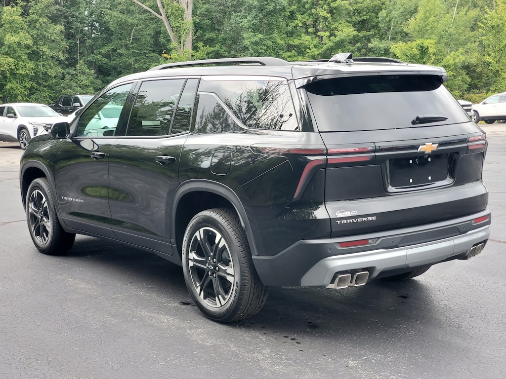New 2027 Chevrolet Traverse LT SUV