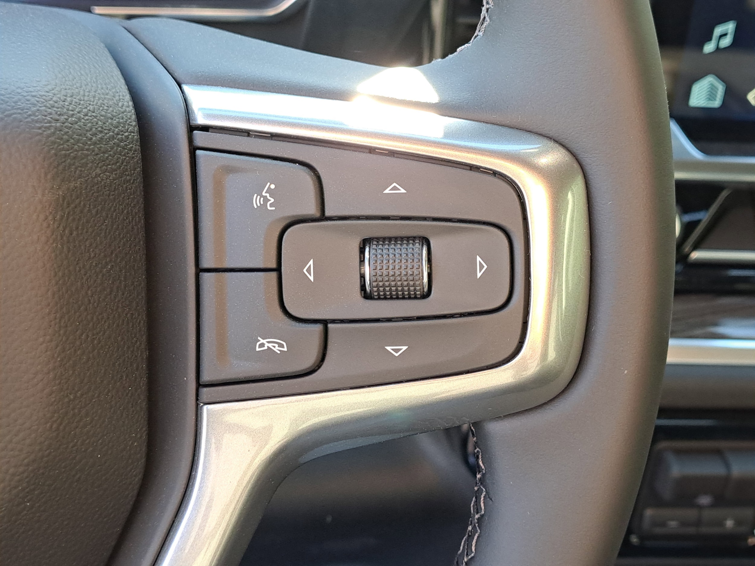 2026 Chevrolet Silverado 1500 LT - Photo 15