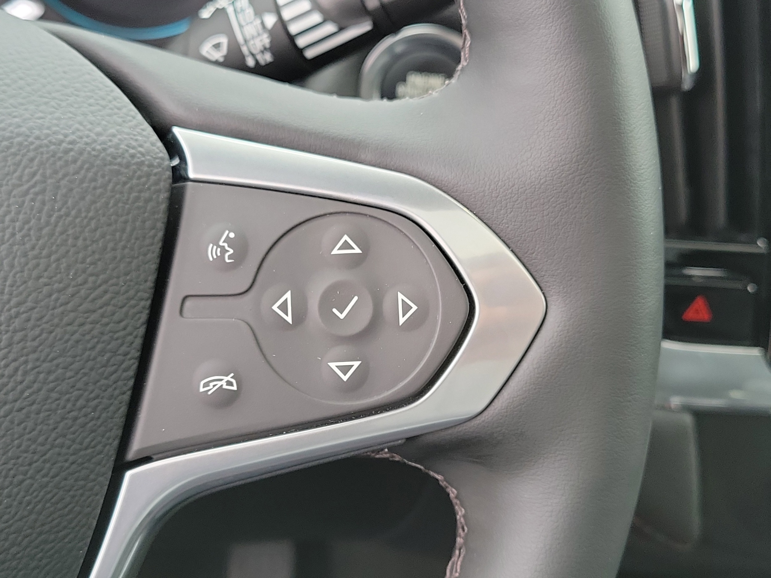 2023 Chevrolet Traverse RS - Photo 15