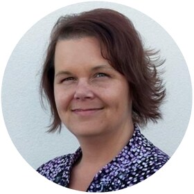 Staff member Stacey Buszka from ID_5c2164